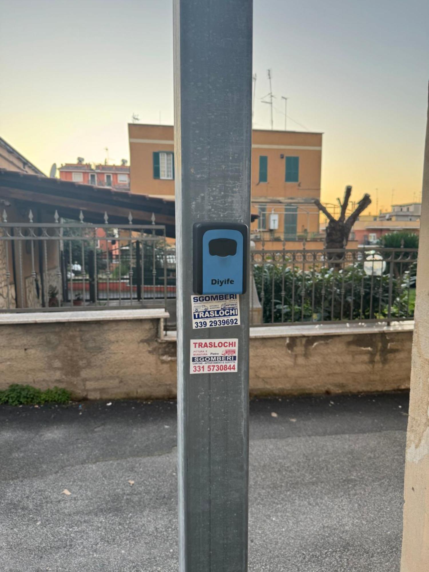 Stanza Con Bagno Privato In Attico * Rome