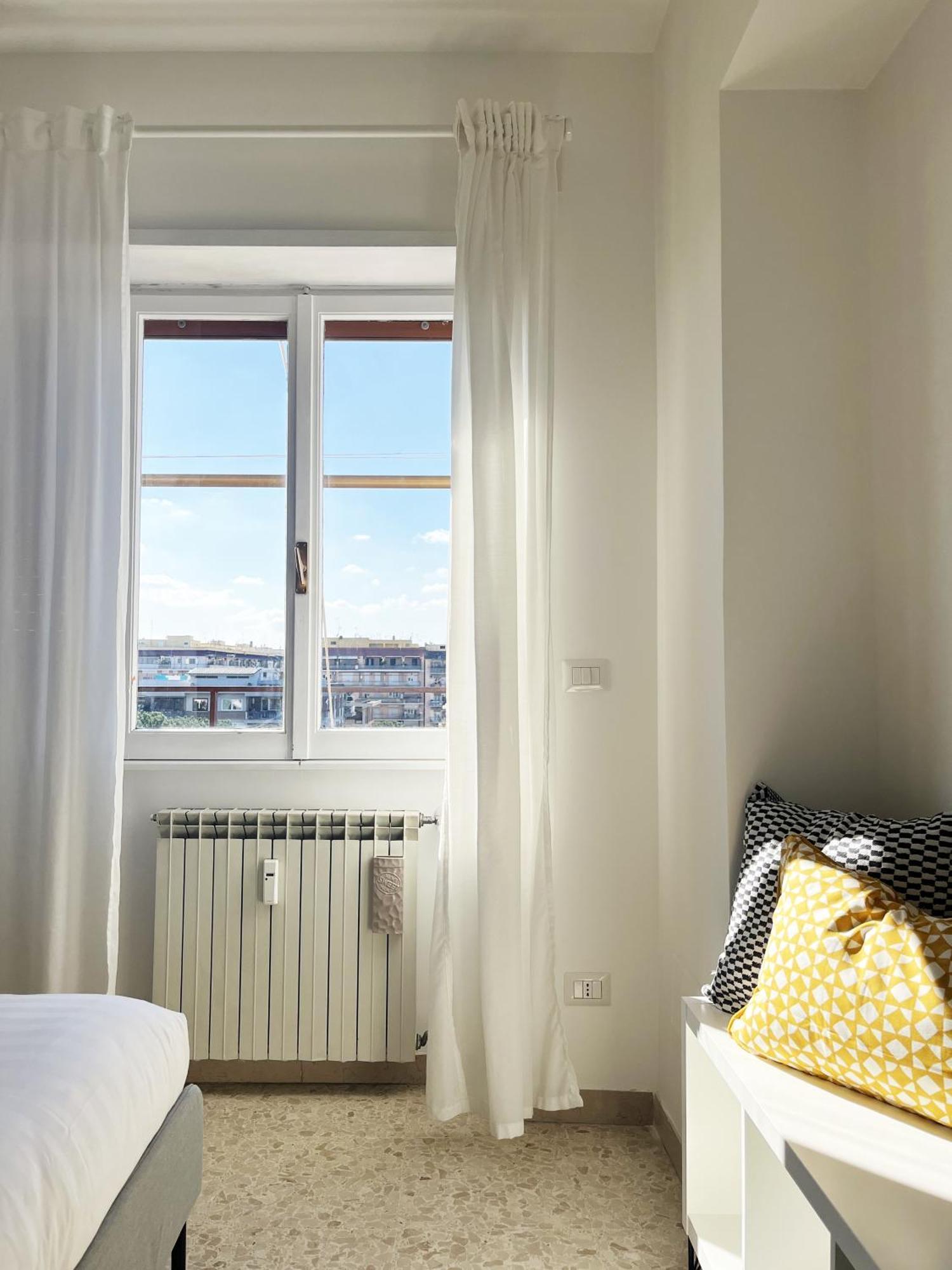 Apartment Yellow Sweet Rome