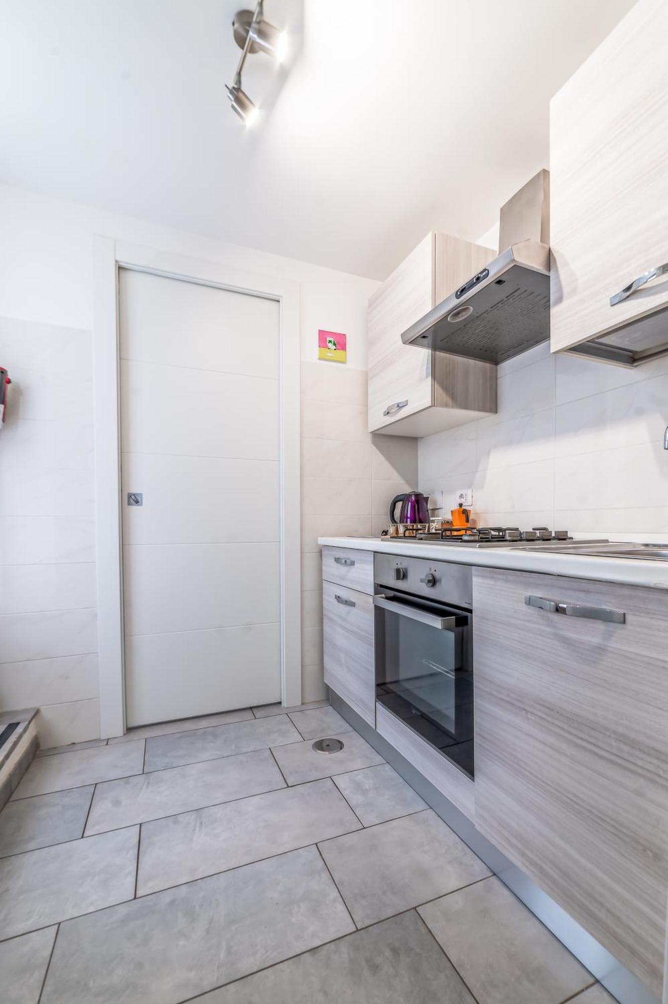 Benedetta Flat - Metropigneto & Tram - Free Wi-fi * Rome