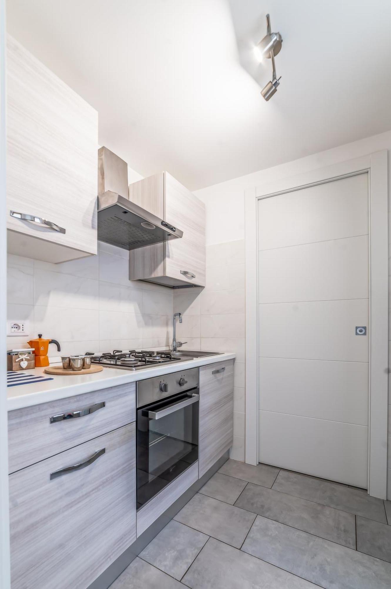 Benedetta Flat - Metropigneto & Tram - Free Wi-fi Rome