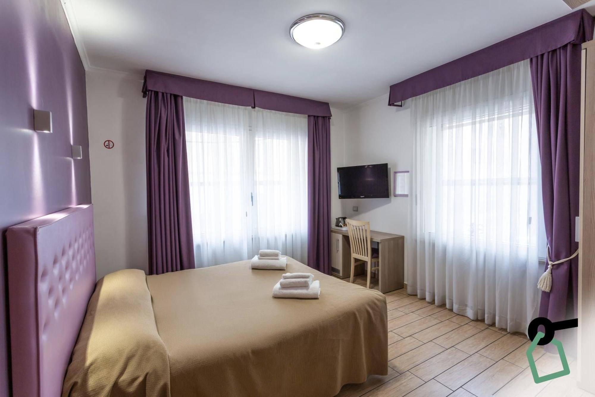 Hotiday Collection - Barberini Aparthotel Rome