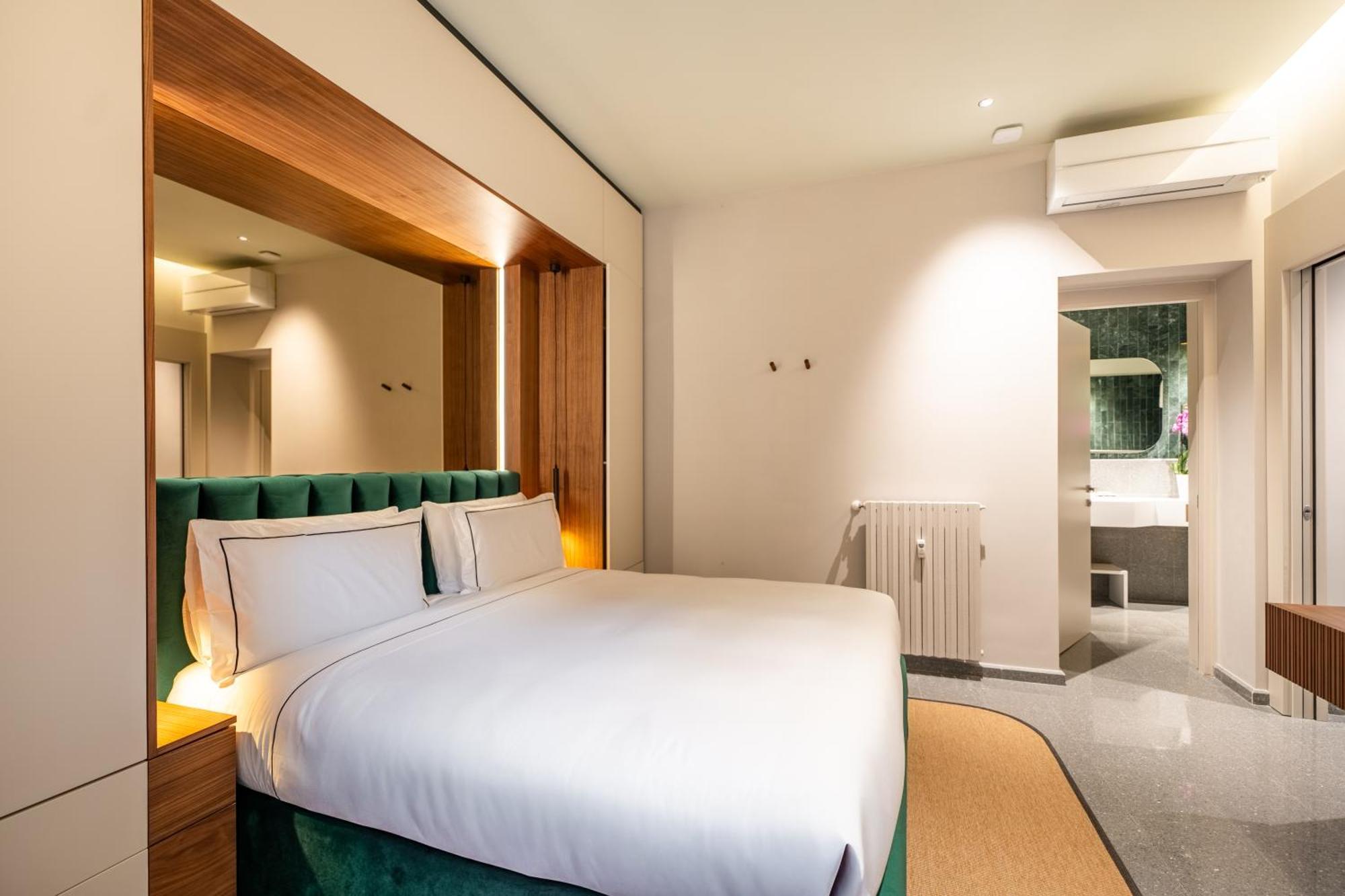 Luxury Near Colosseum Rome