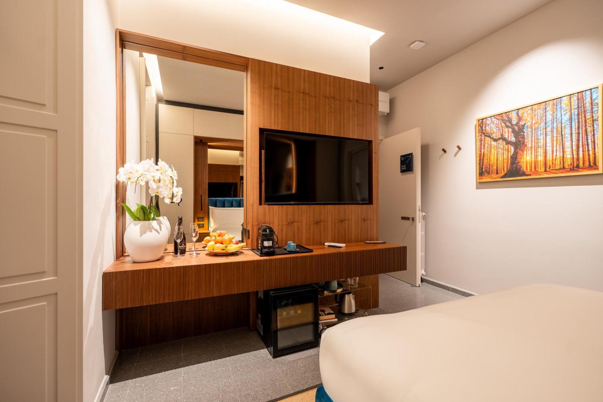 Luxury Near Colosseum Rome