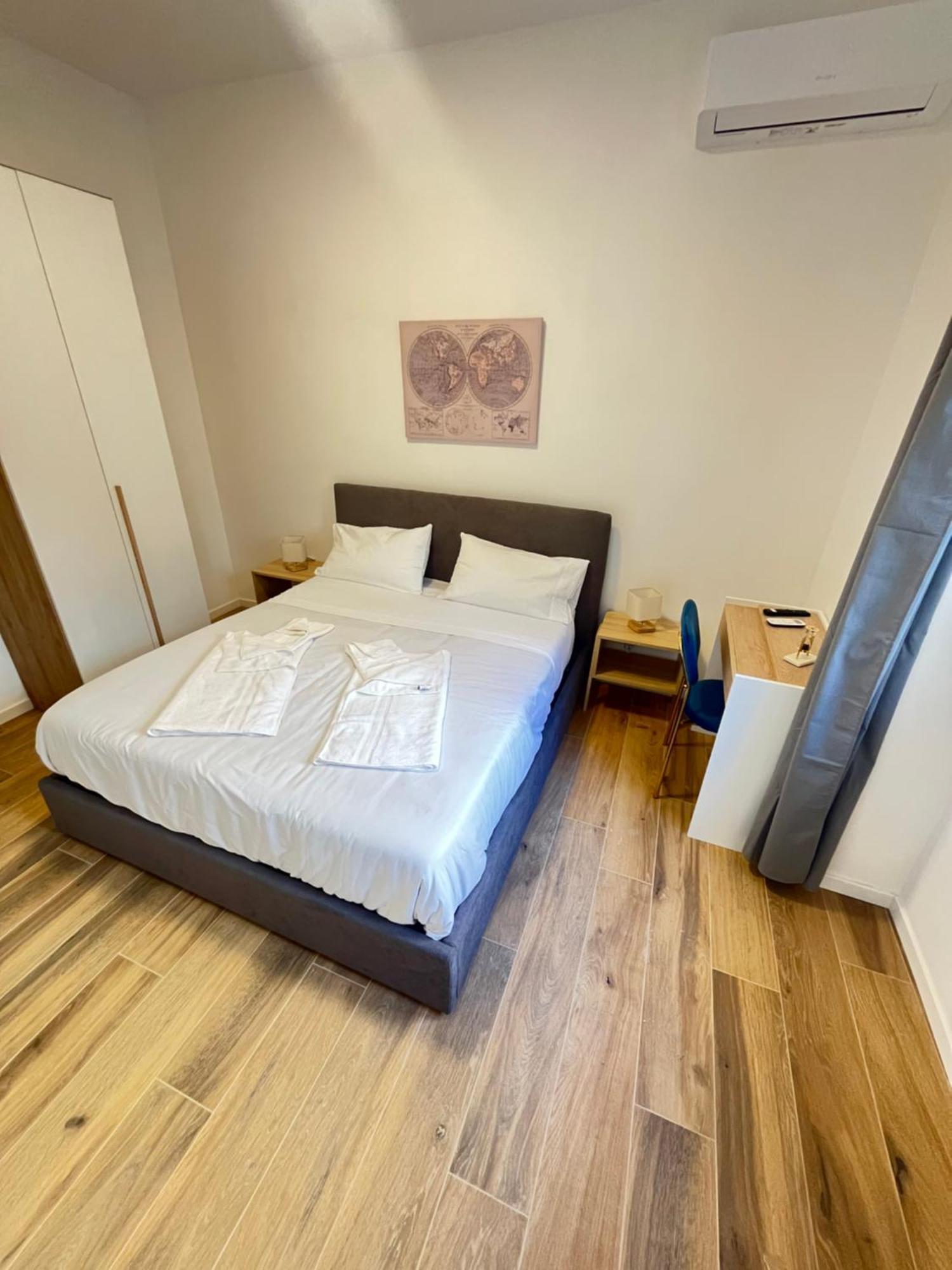 Casa Miseno, Independent Near Metro B Rome