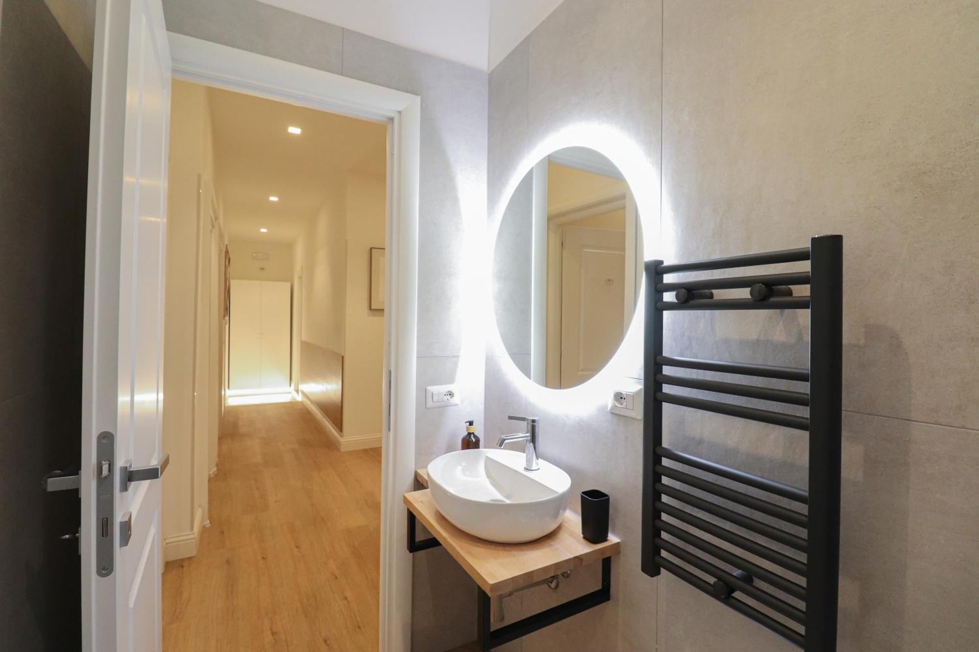 St Peter & Vatican Luxury - Boutique In Centre & Vatican - Ac, Wifi & Metro 5 Min *