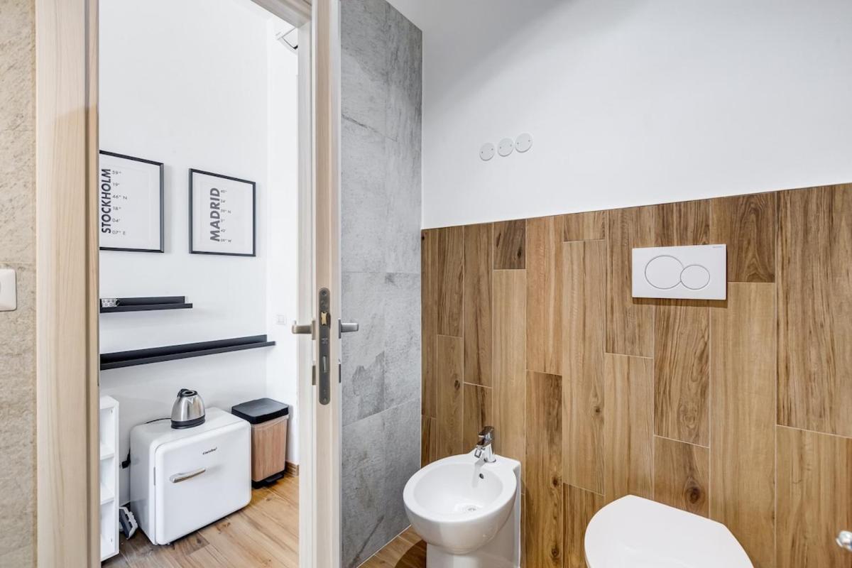Apartment Bdc - Majestic 4-bdr In Termini Rome