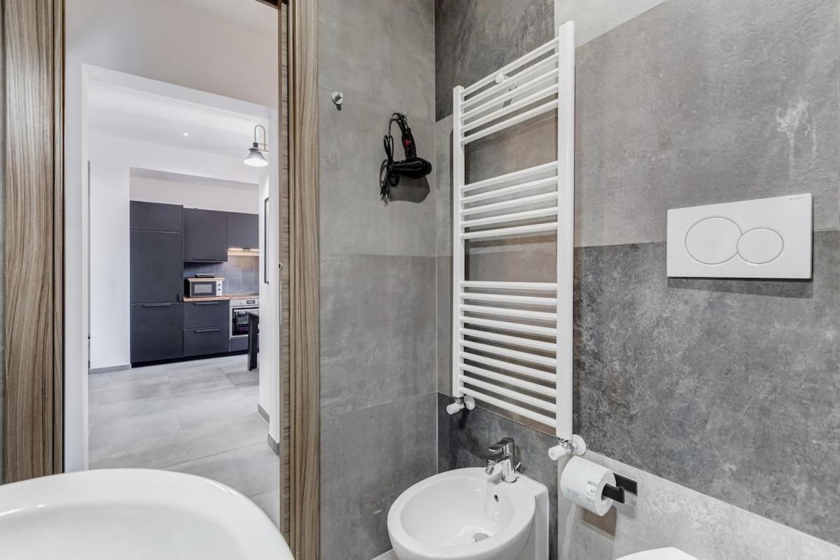 Bdc - Majestic 4-bdr In Termini Apartment Rome