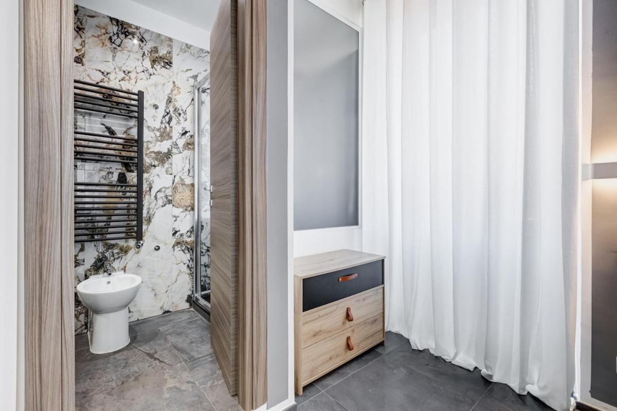 Apartment Bdc - Majestic 4-bdr In Termini