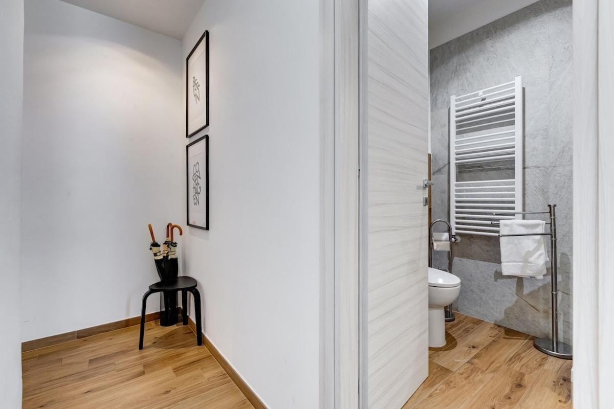 Bdc - Majestic 4-bdr In Termini Apartment Rome