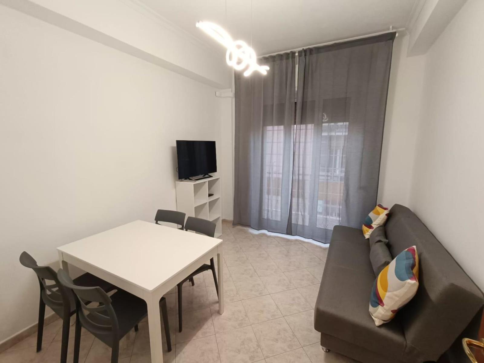 Tia Tourist Apartment *