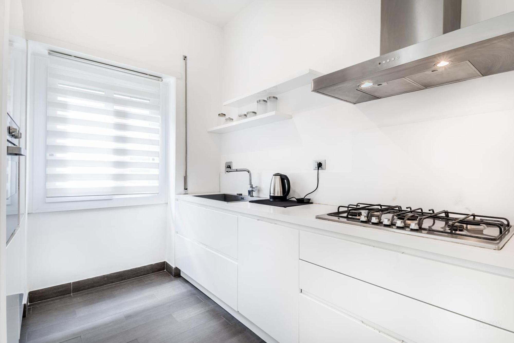 Bbhome Tiburtina Station *