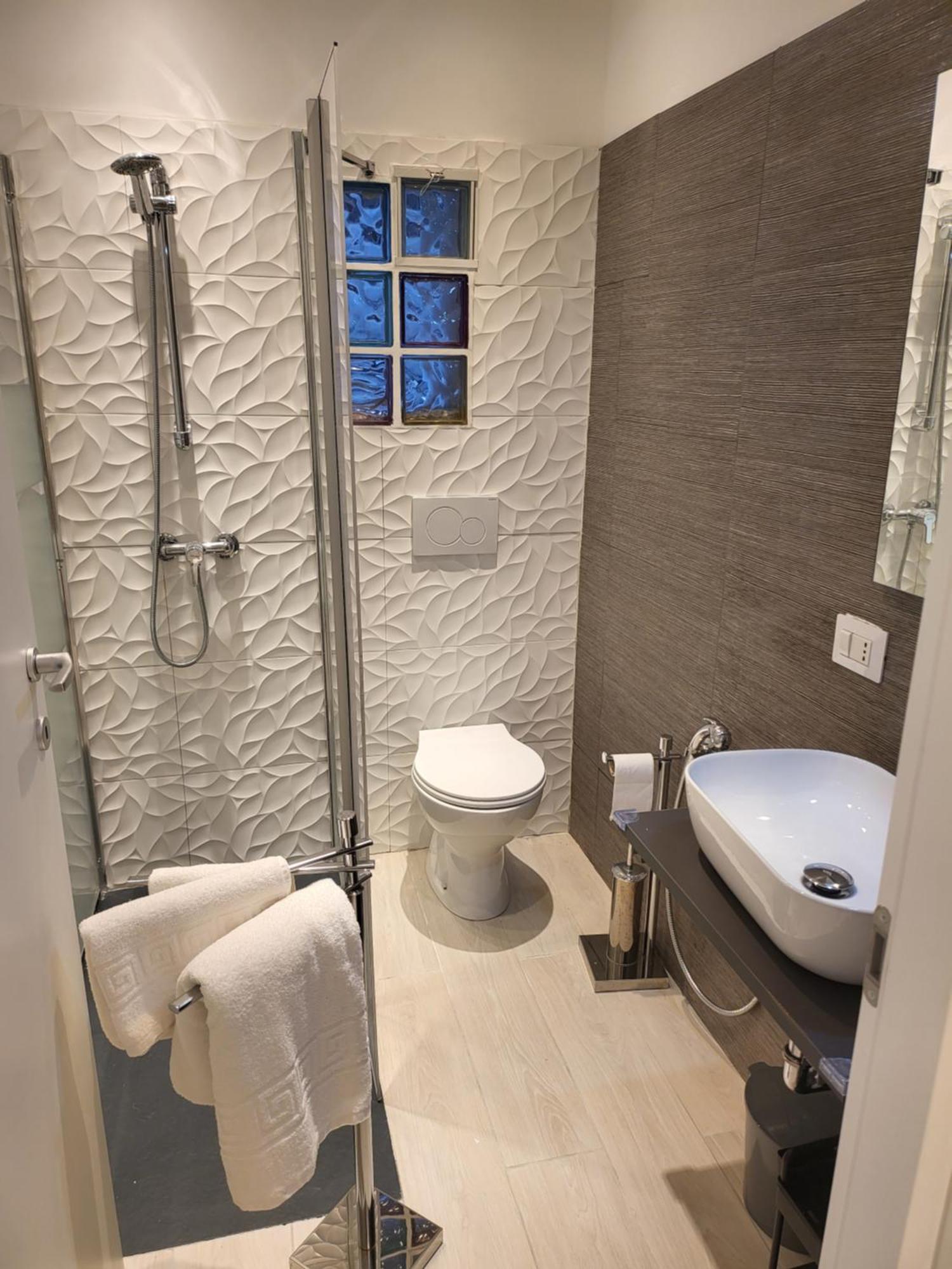 Vatican Tolemaide 2 2 Bagni Rome