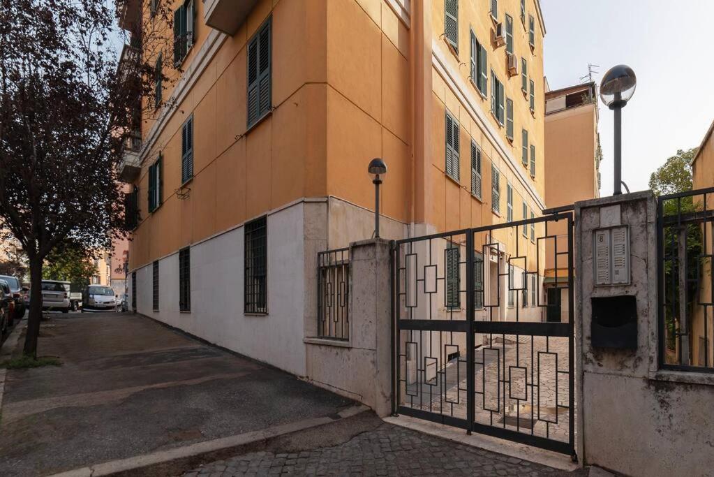 Elegante * Roma