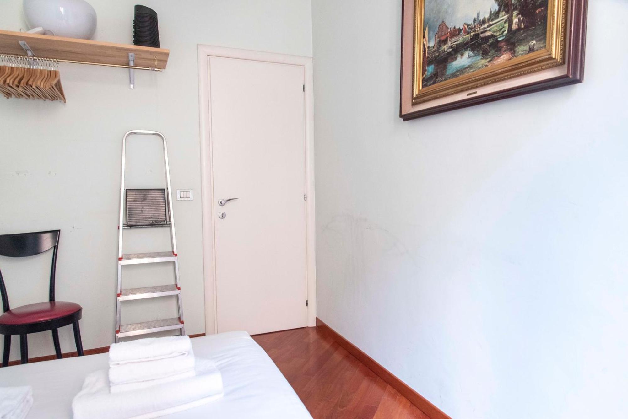 Here's A New Laura's Place - Close To San Pietro Apartment