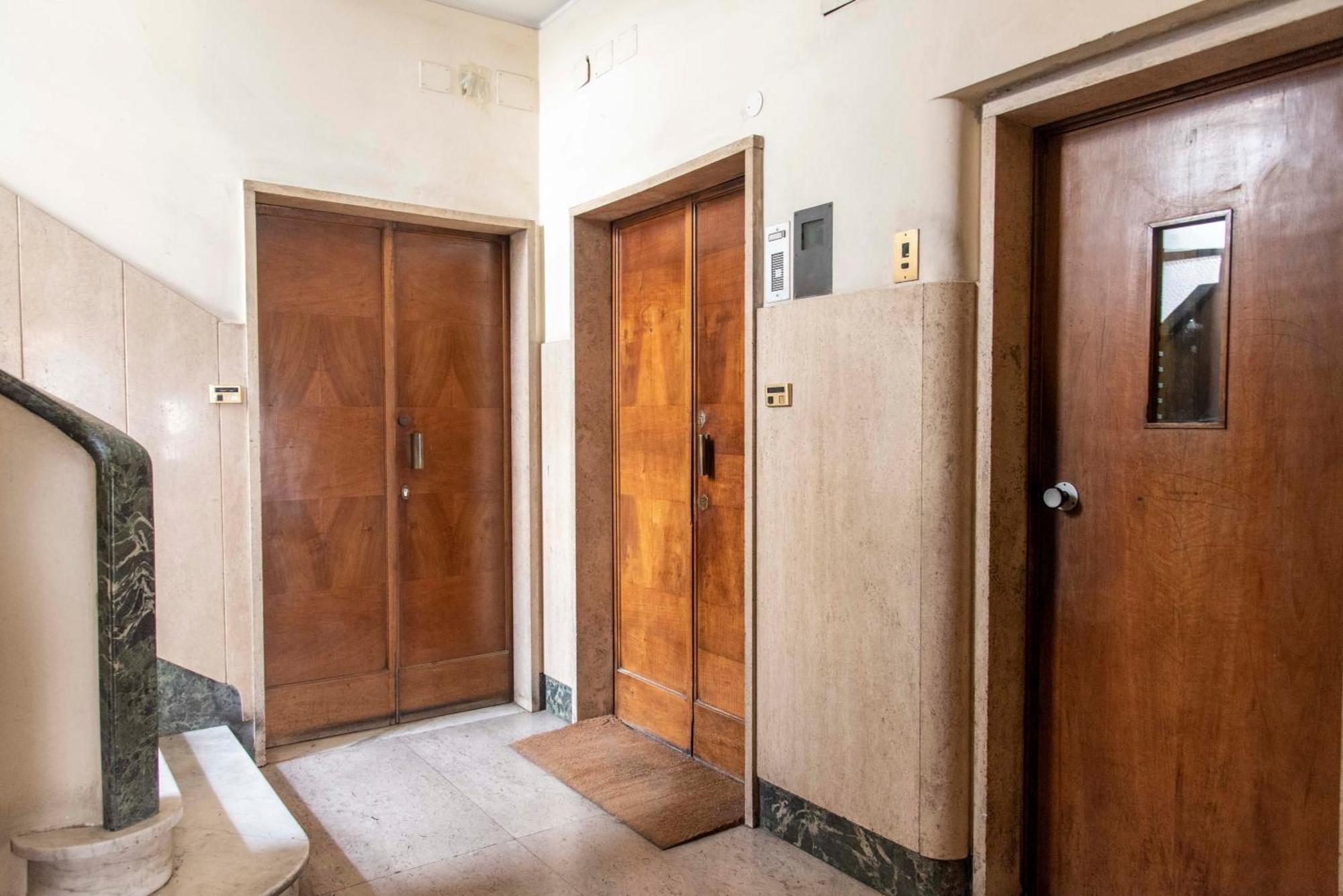 Apartment Here's A New Laura's Place - Close To San Pietro Rome