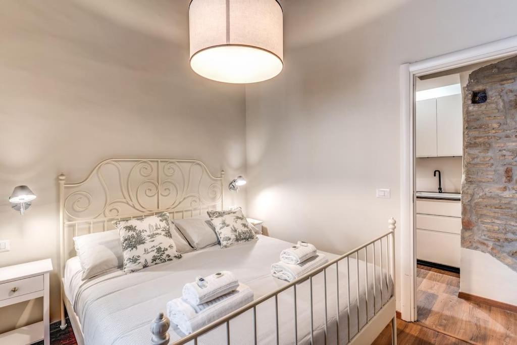 Vicolo Leopardo Trastevere Apartment Rome
