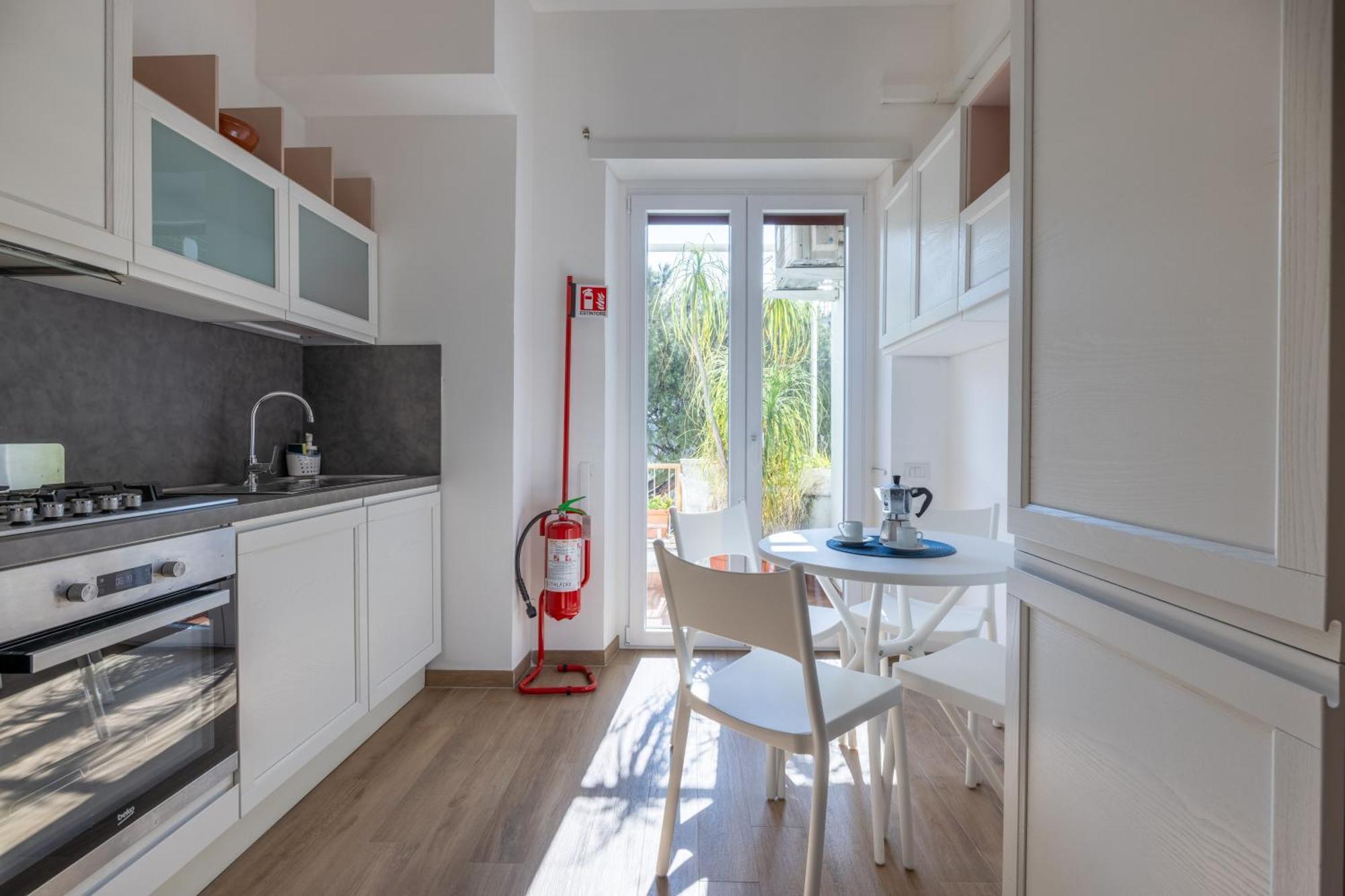 Apartment Retreat Near The Appian Way & Catacombs Rome