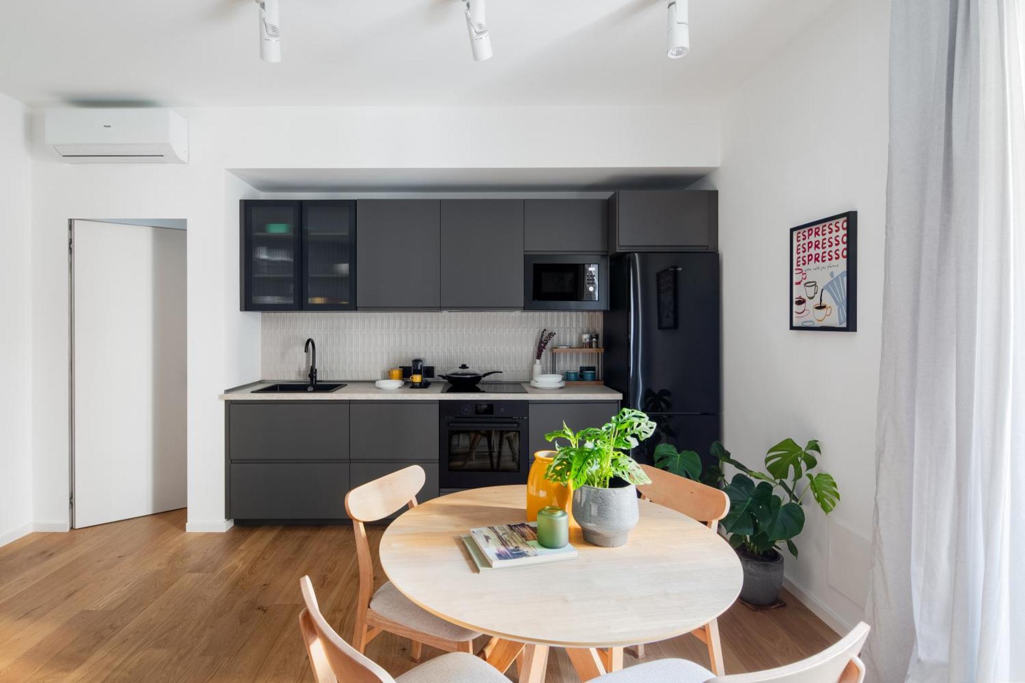 Cereate Aparthotel