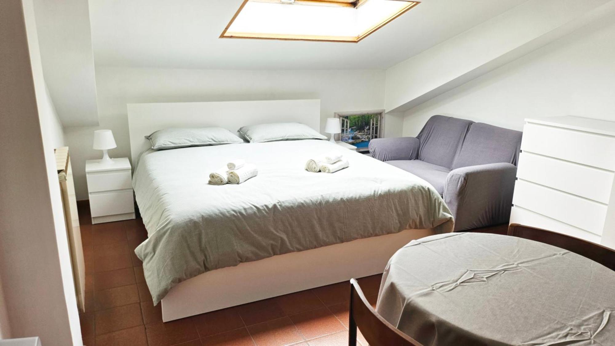 Apartment Cozy Little Penthouse With Terrace In Rome Rome