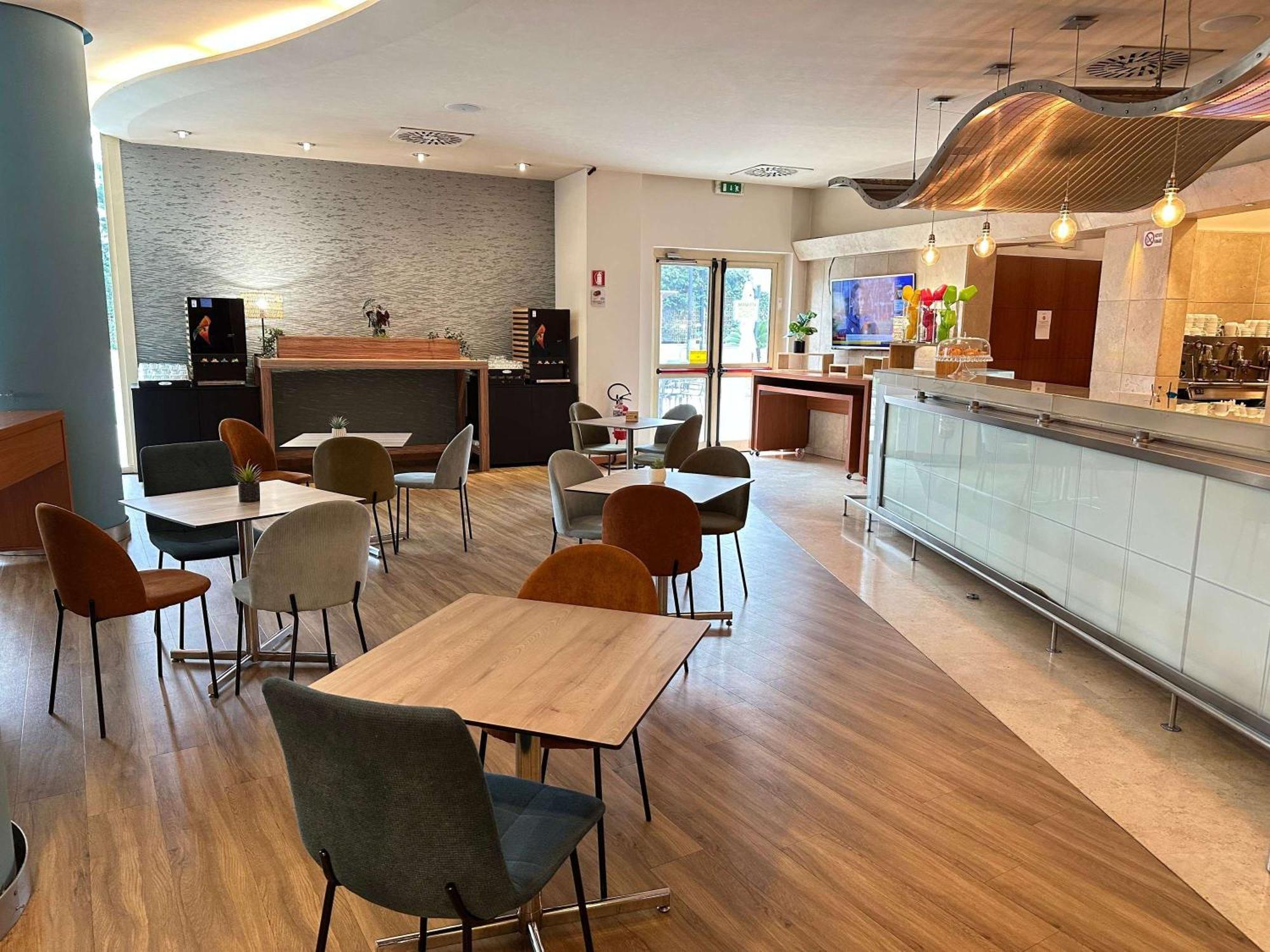 Novotel Est 4* Rome
