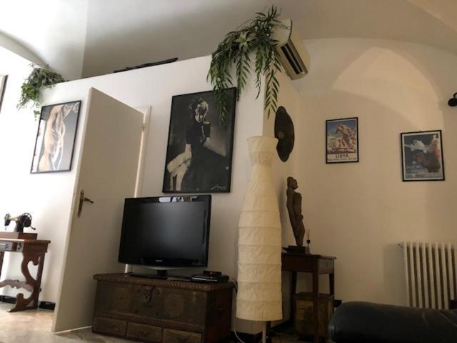 Elly's Loft *