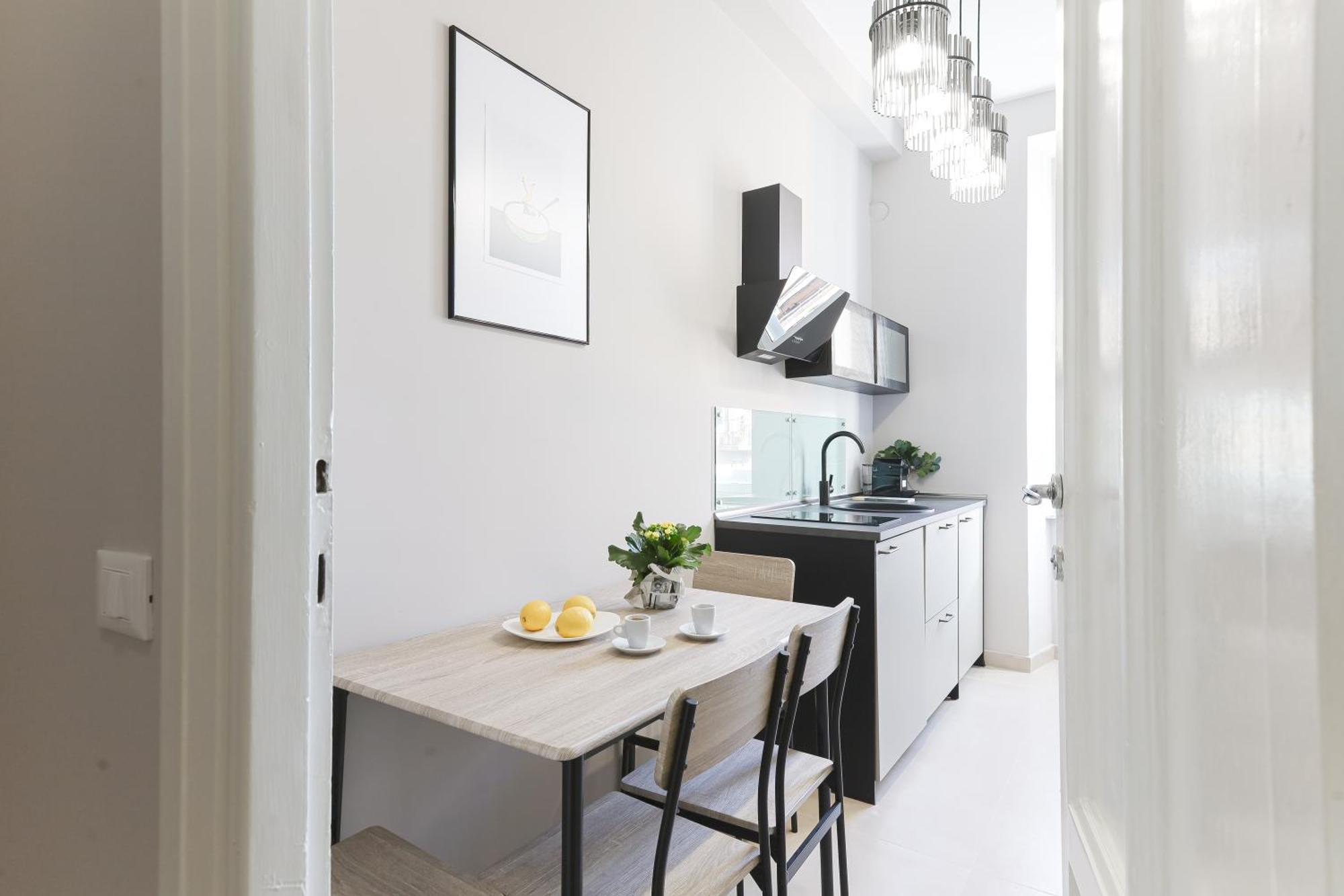Piramide Deluxe Apartment Rome