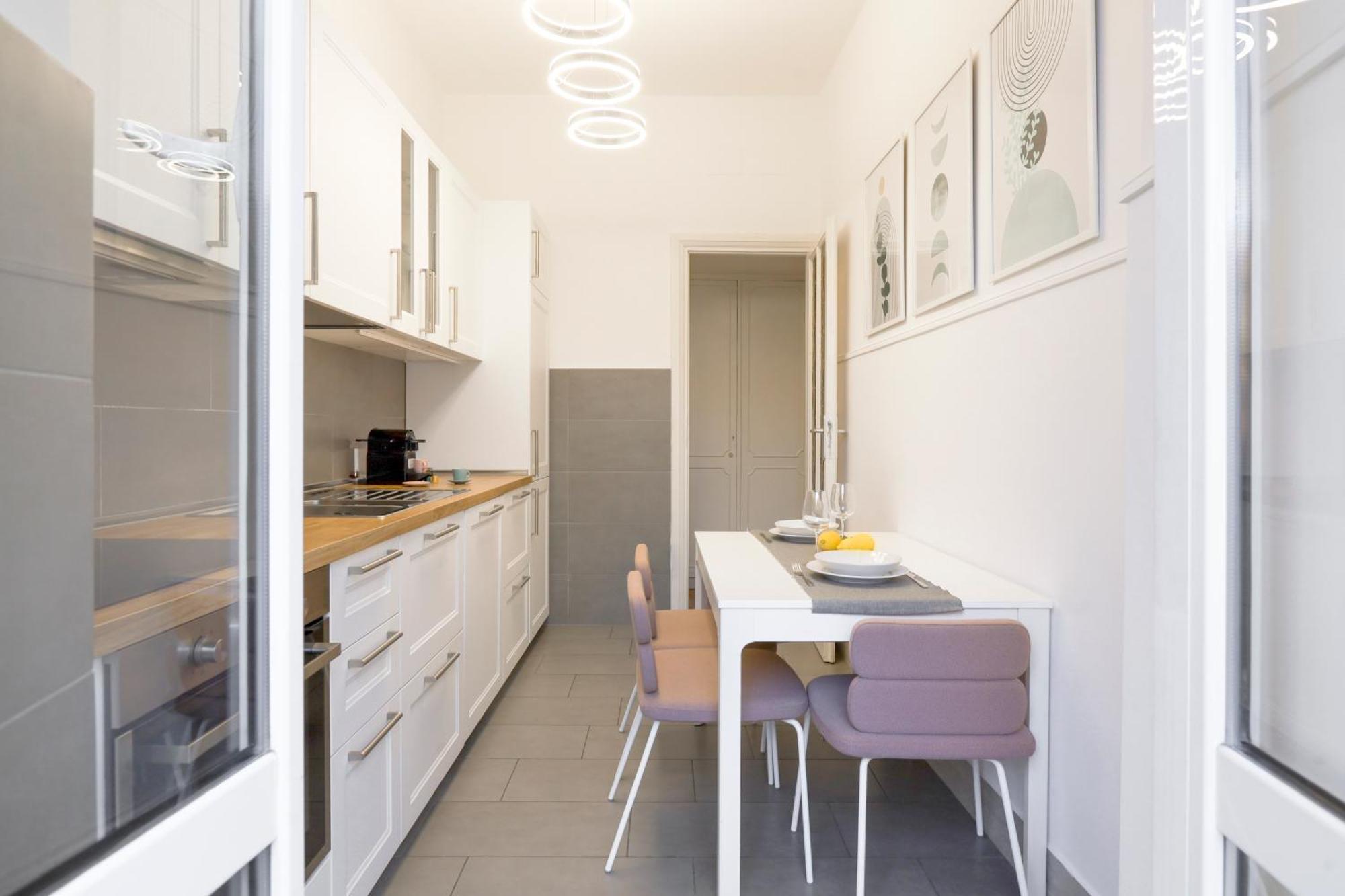 Piramide Deluxe Apartment *