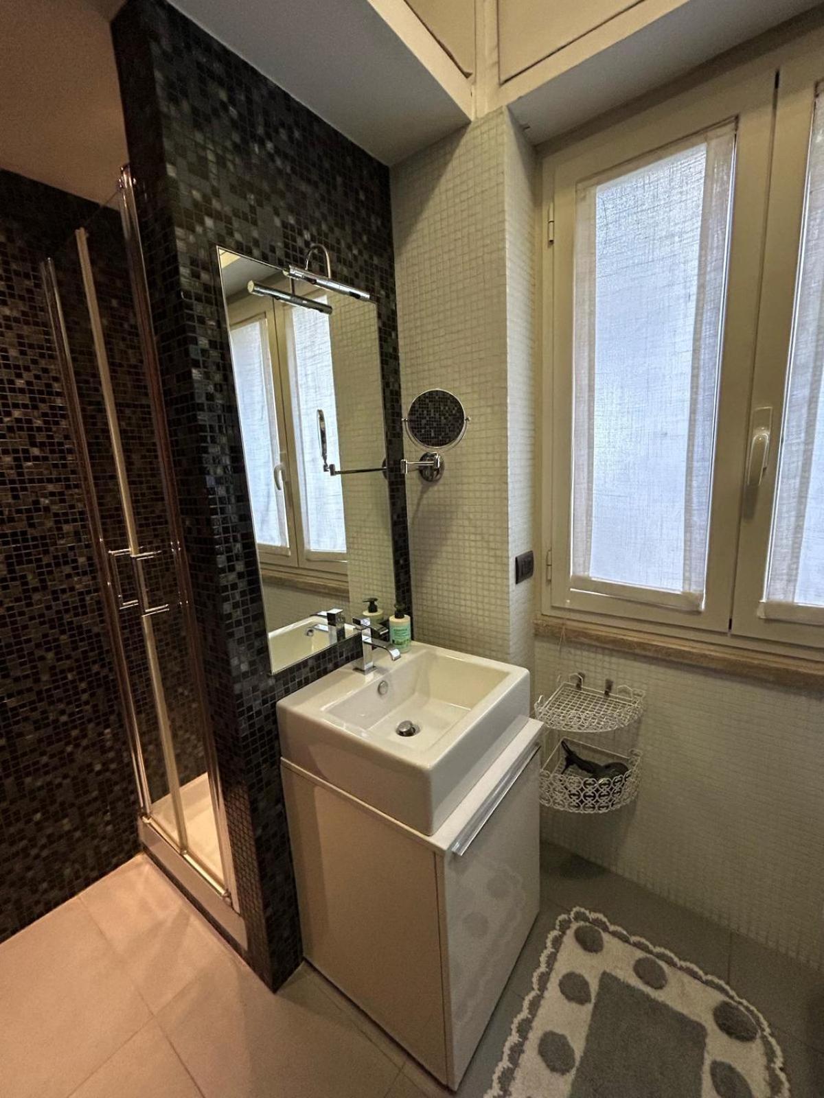 Metro A Apartment