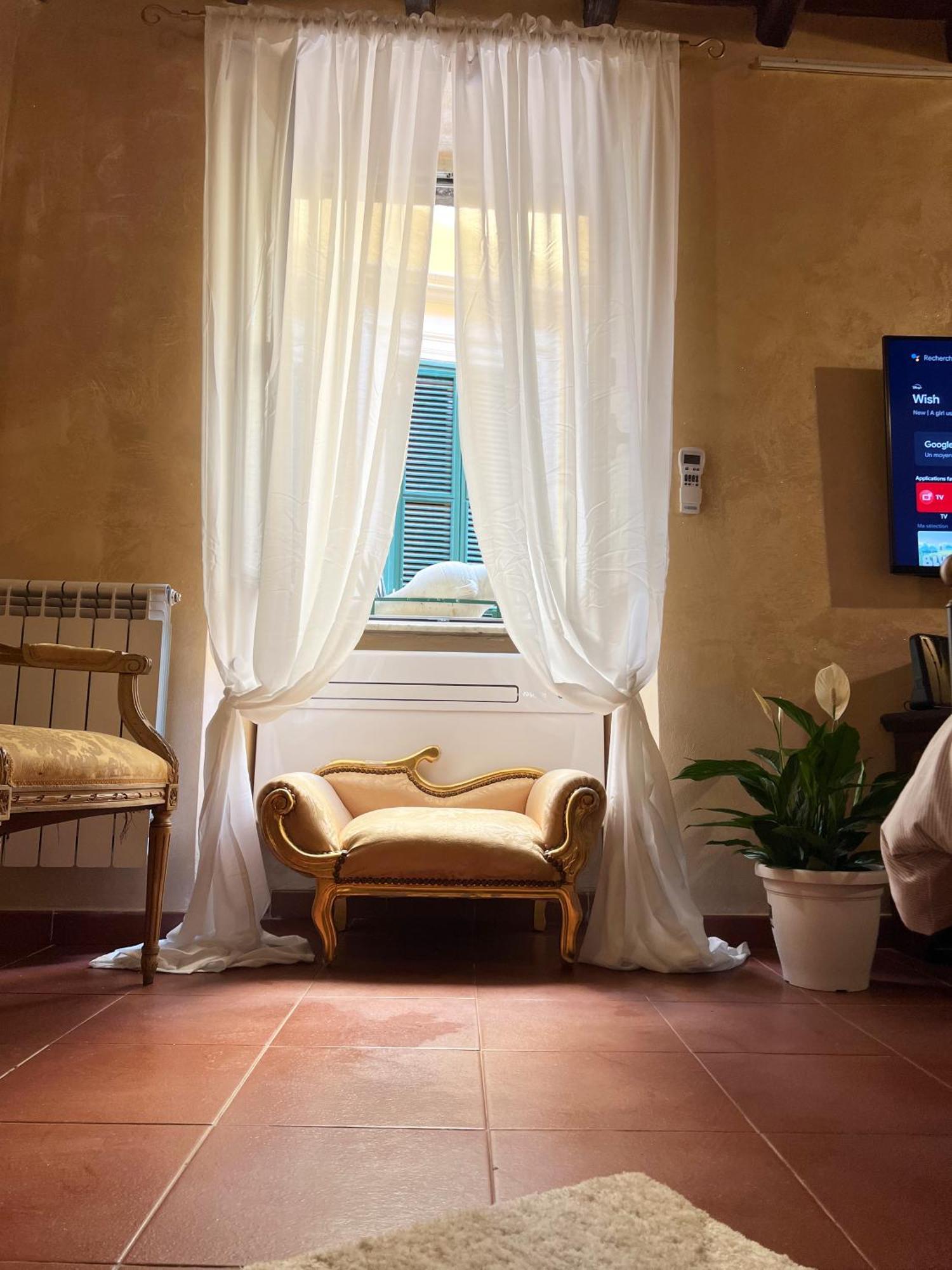 Apartment Italy Typicall Campo Di Fiori Rome