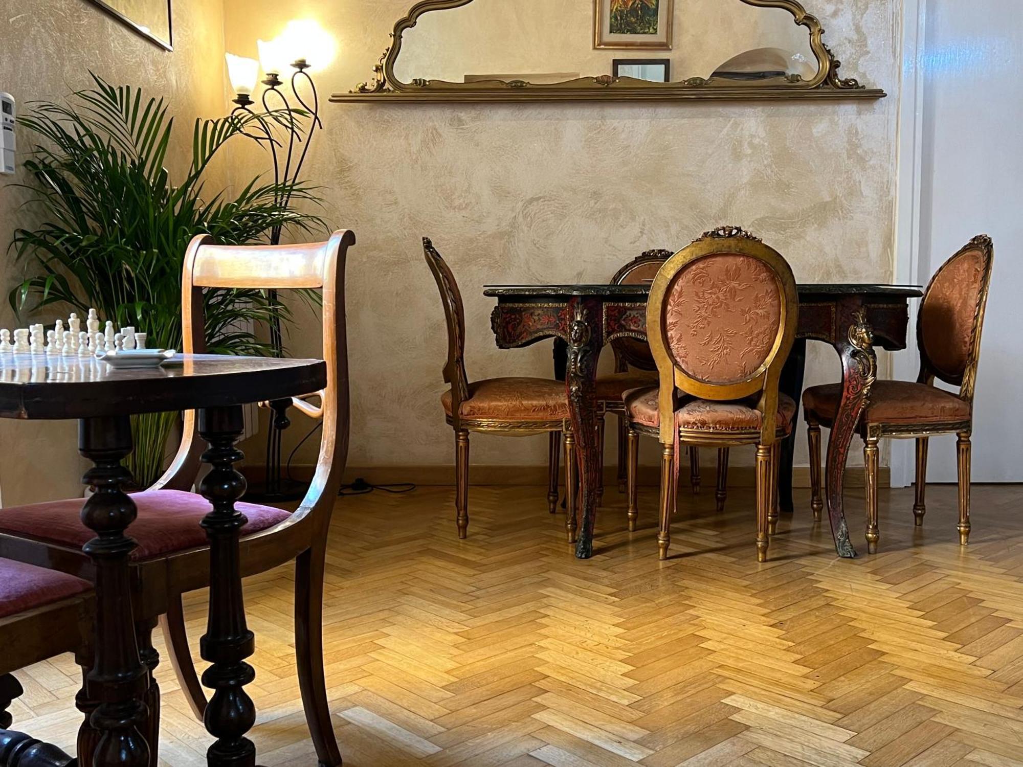 Italy Typicall Campo Di Fiori Apartment Rome