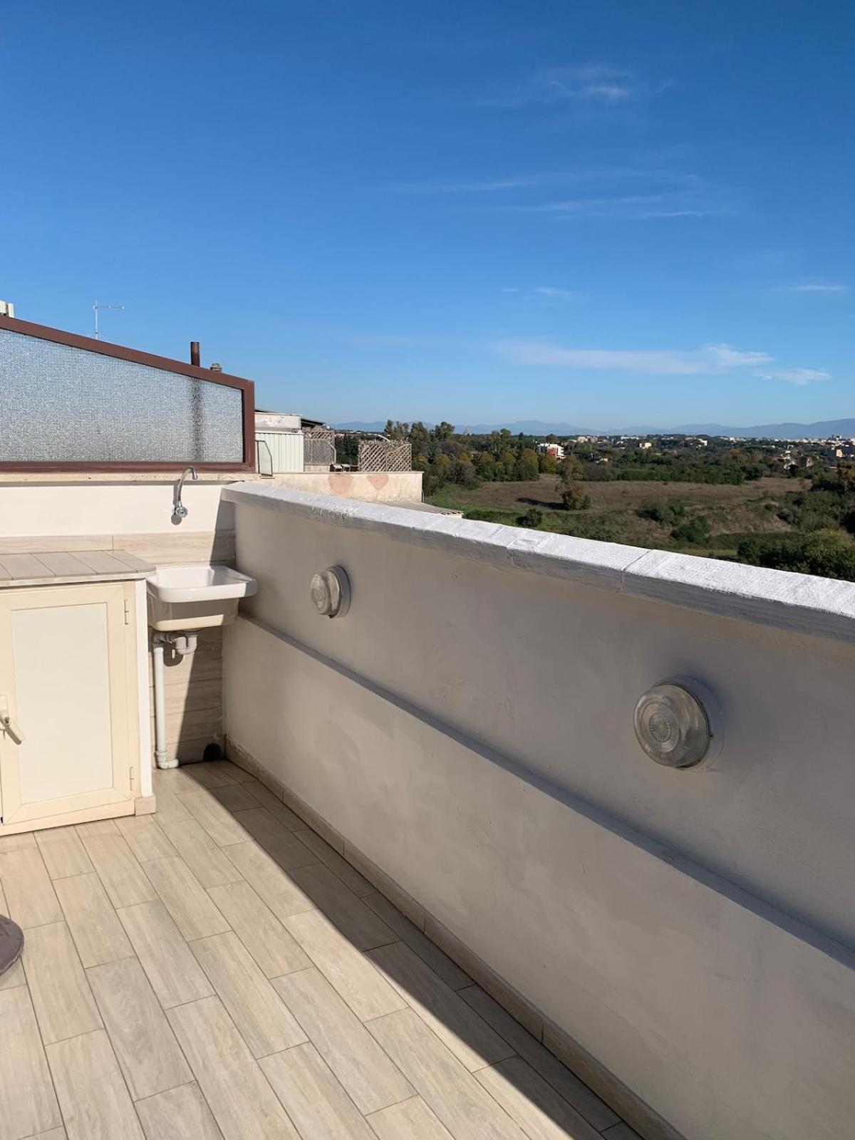 Attico Magico Con Vista Su Appartamento Roma