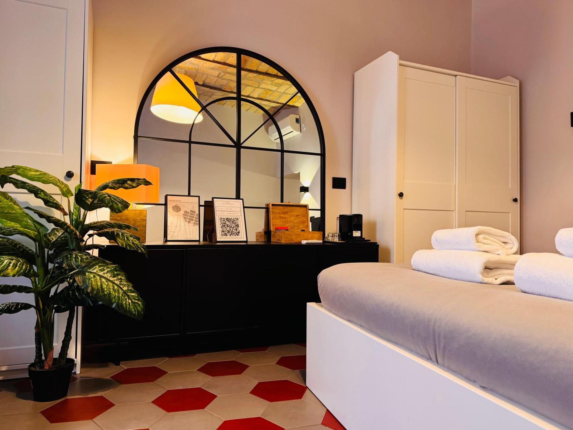Hexa Rome