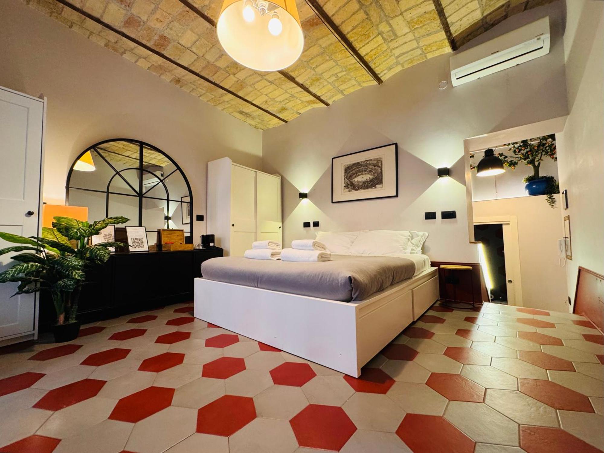 Hexa Apartment *
