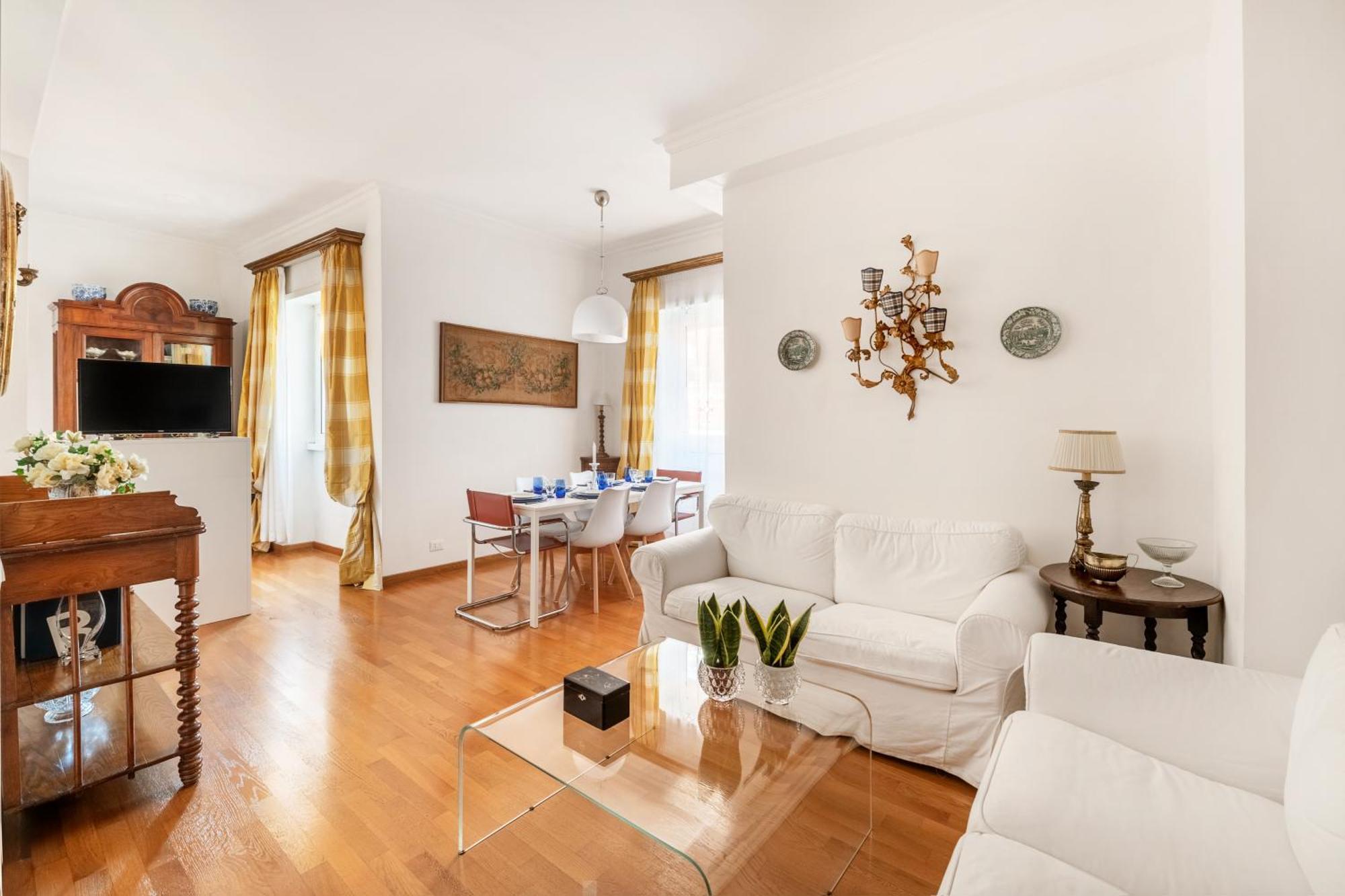 Apartment La Dimora Dell'antiquario Rome