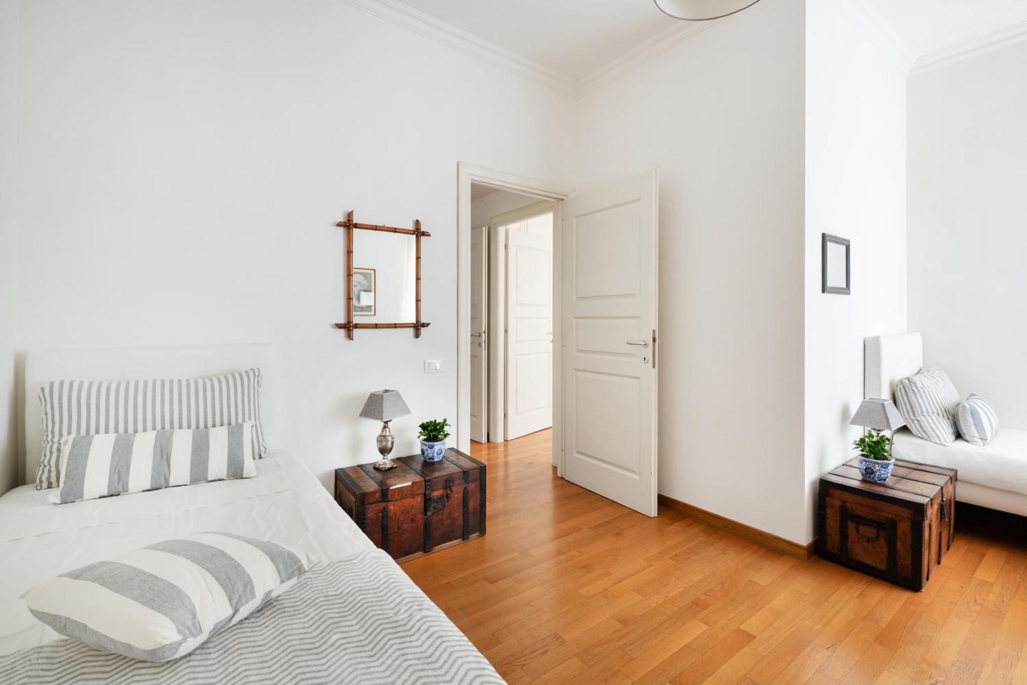La Dimora Dell'antiquario Apartment Rome