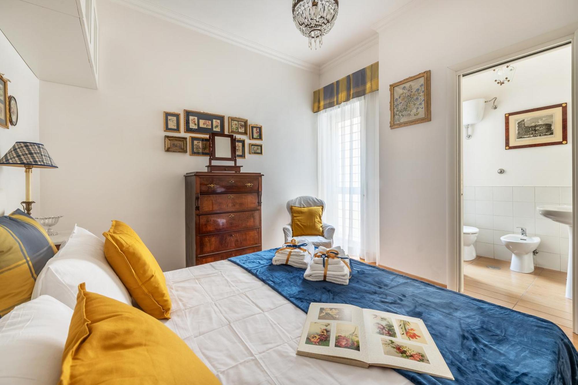 La Dimora Dell'antiquario Apartment Rome