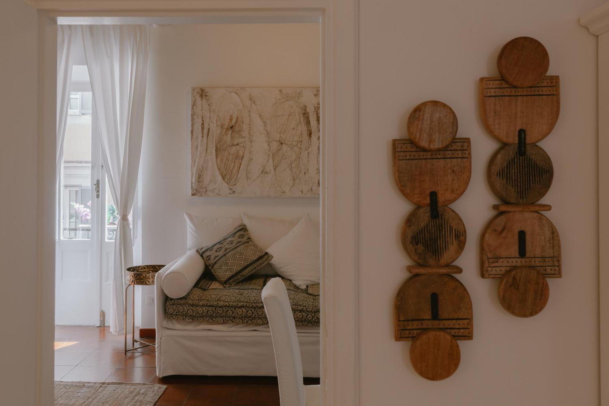 Piazza Navona Historic Luxury Apartment Rome