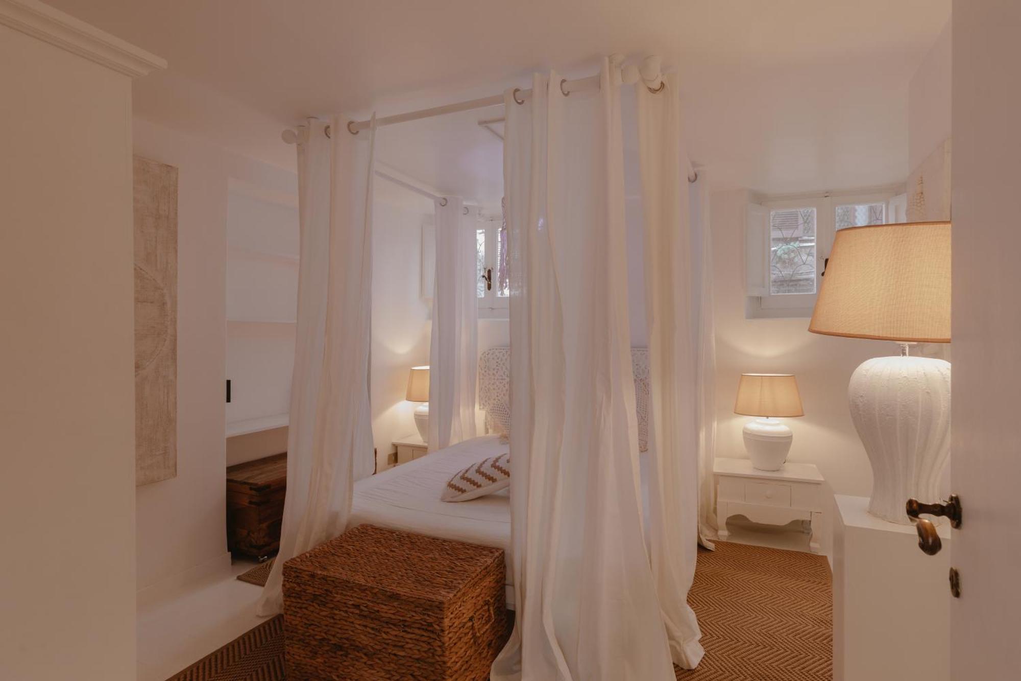 Piazza Navona Historic Luxury Rome