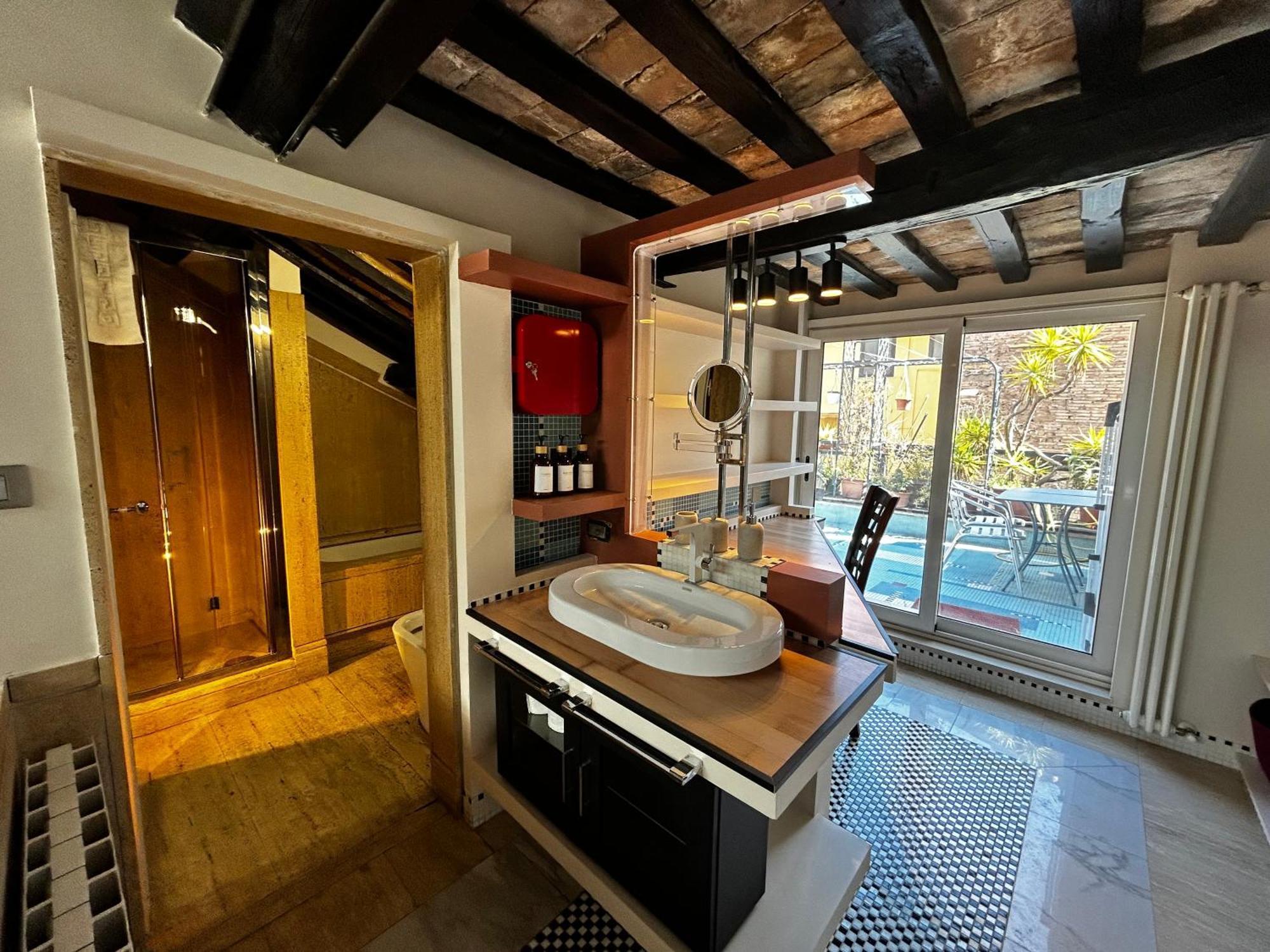 Altiora - Luxury Loft In Trastevere, Apartment Rome