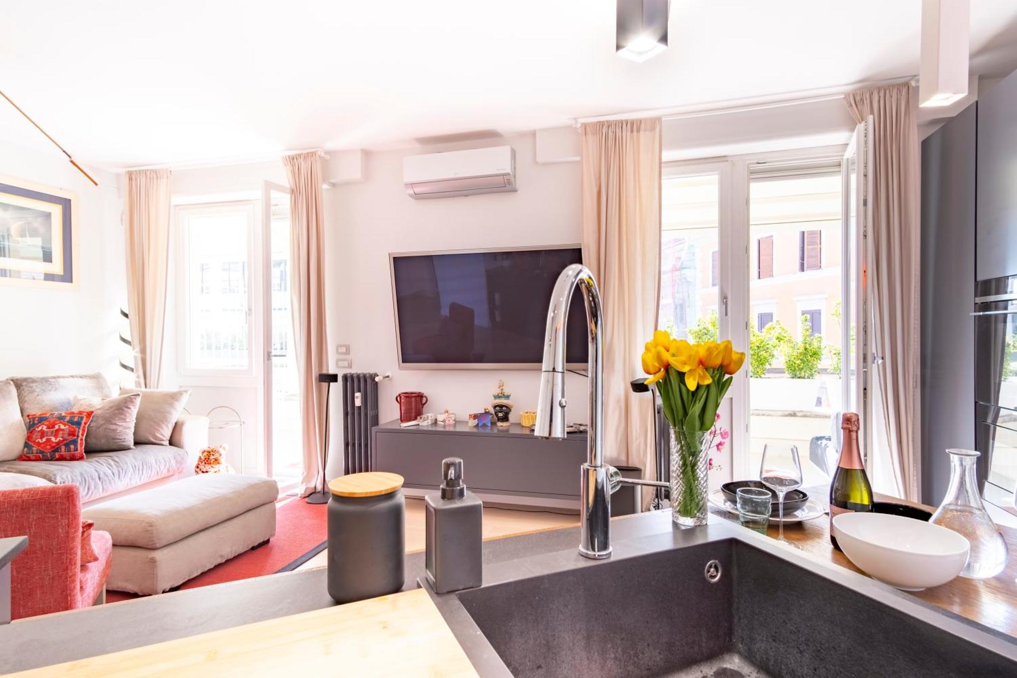 Elegantis Penthouse In The Heart Of With Private Terrace And View Apartment Rome