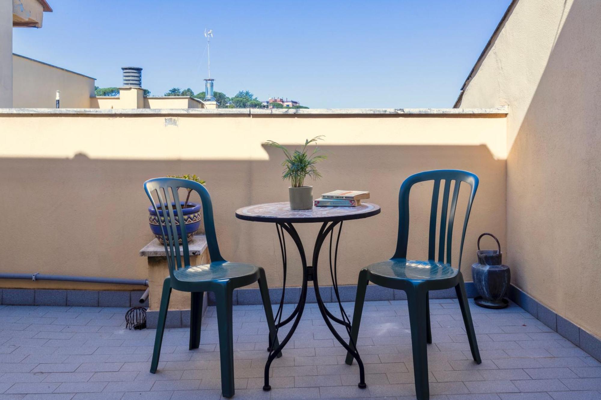 Apartment Giulia - Lovely Penthouse Near Vatican Museums Rome