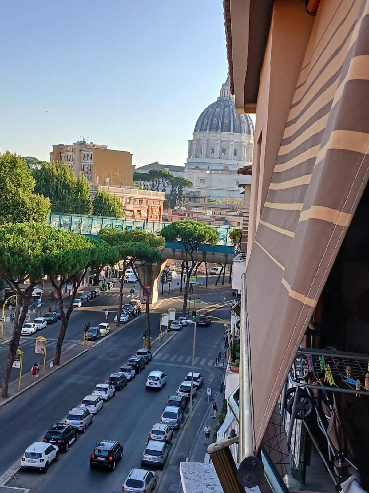 Vittoria C - A 8 Min Da San Pietro Ideale Per Famiglie O Gruppi 3 Bagni Privati Per Il Massimo Comfort *
