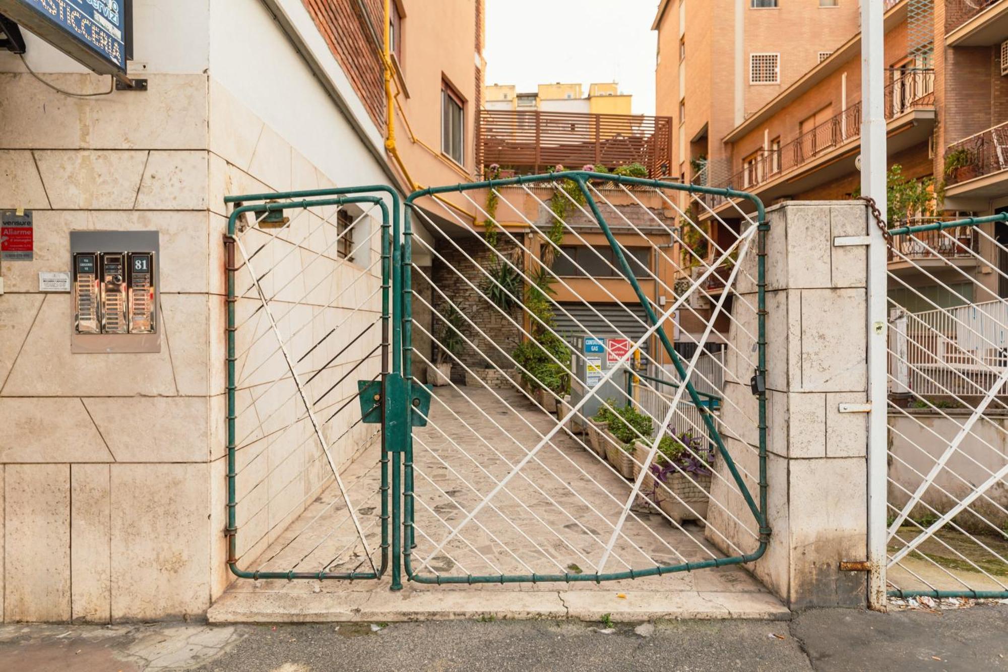 Vittoria C - A 8 Min Da San Pietro Ideale Per Famiglie O Gruppi 3 Bagni Privati Per Il Massimo Comfort