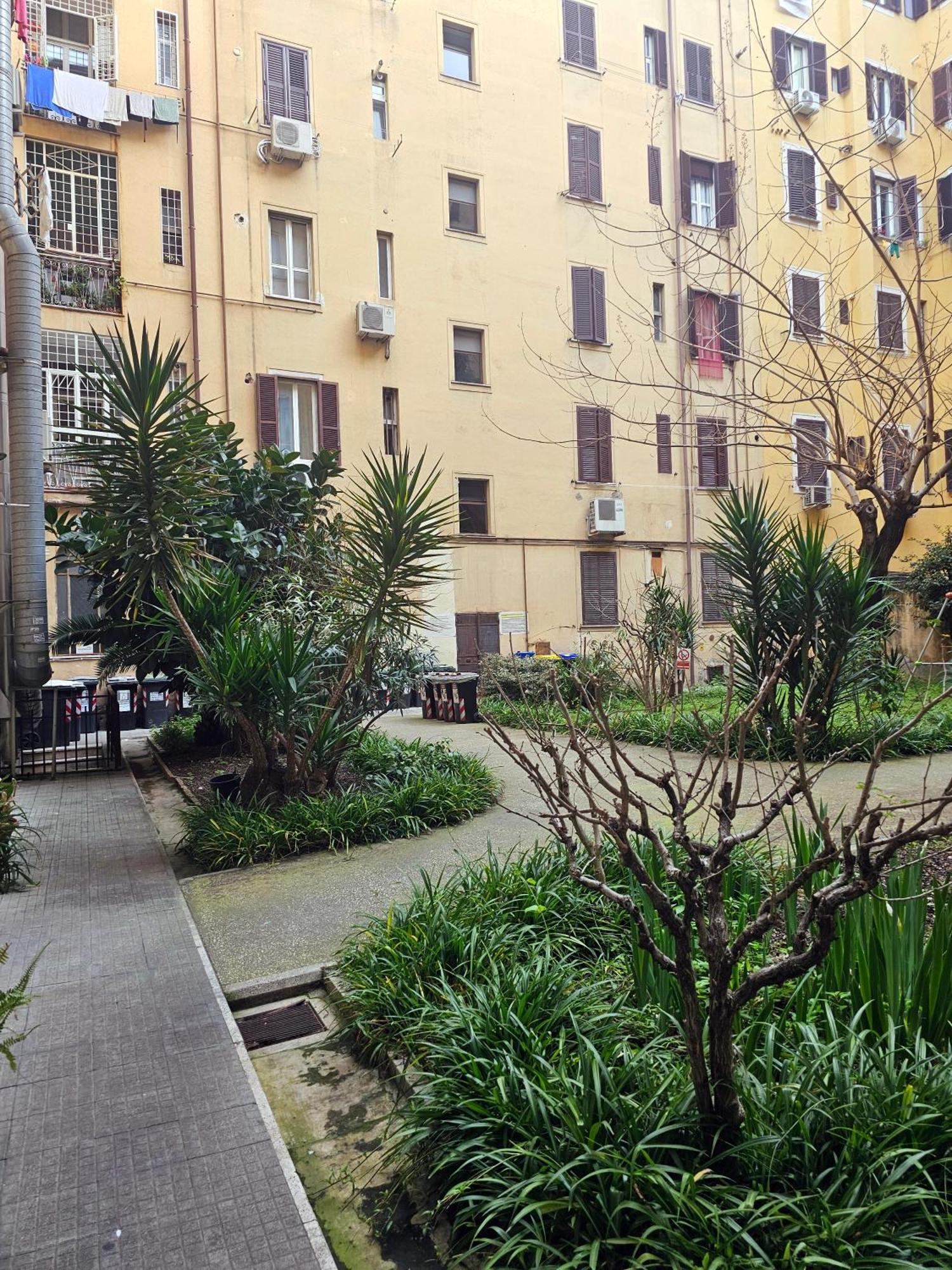 Cialdini 13 Guest house