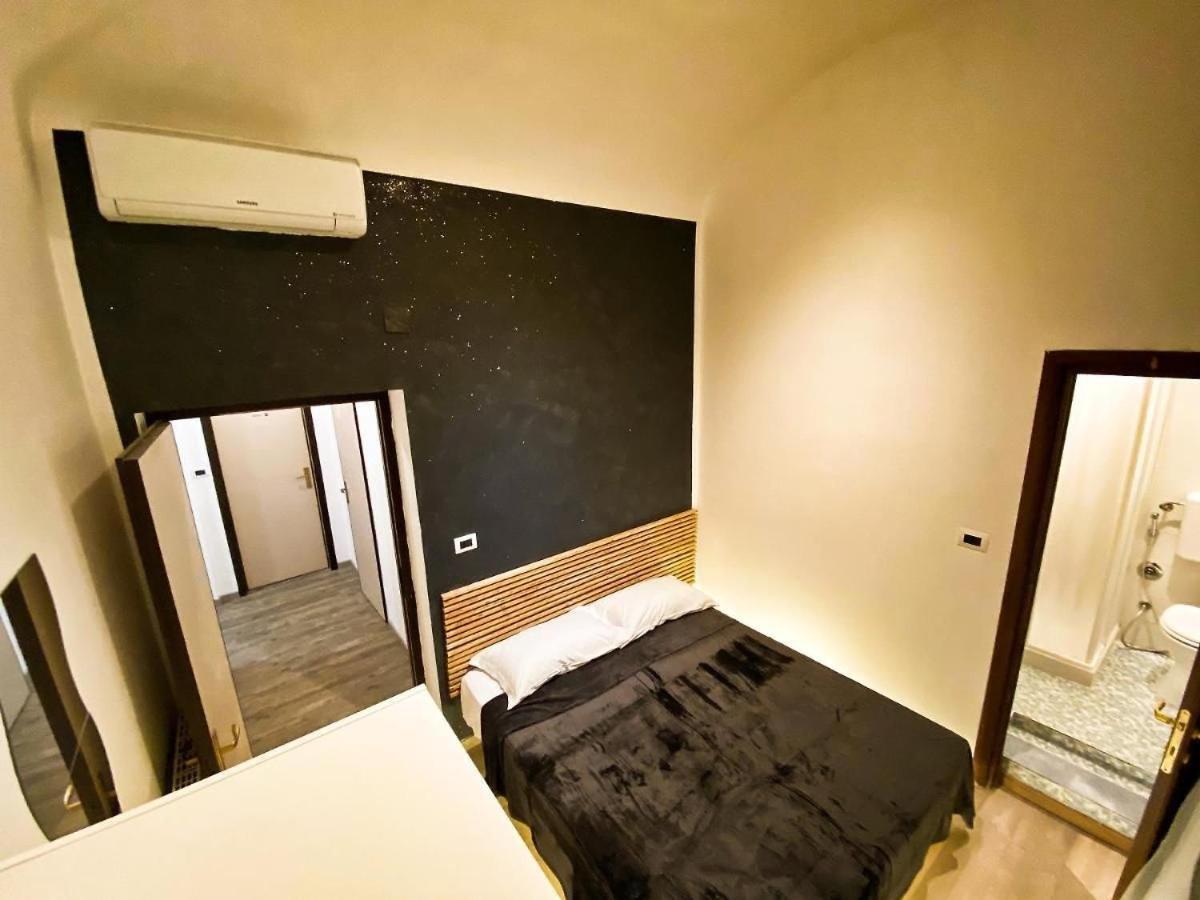 Cialdini 13 Guest house