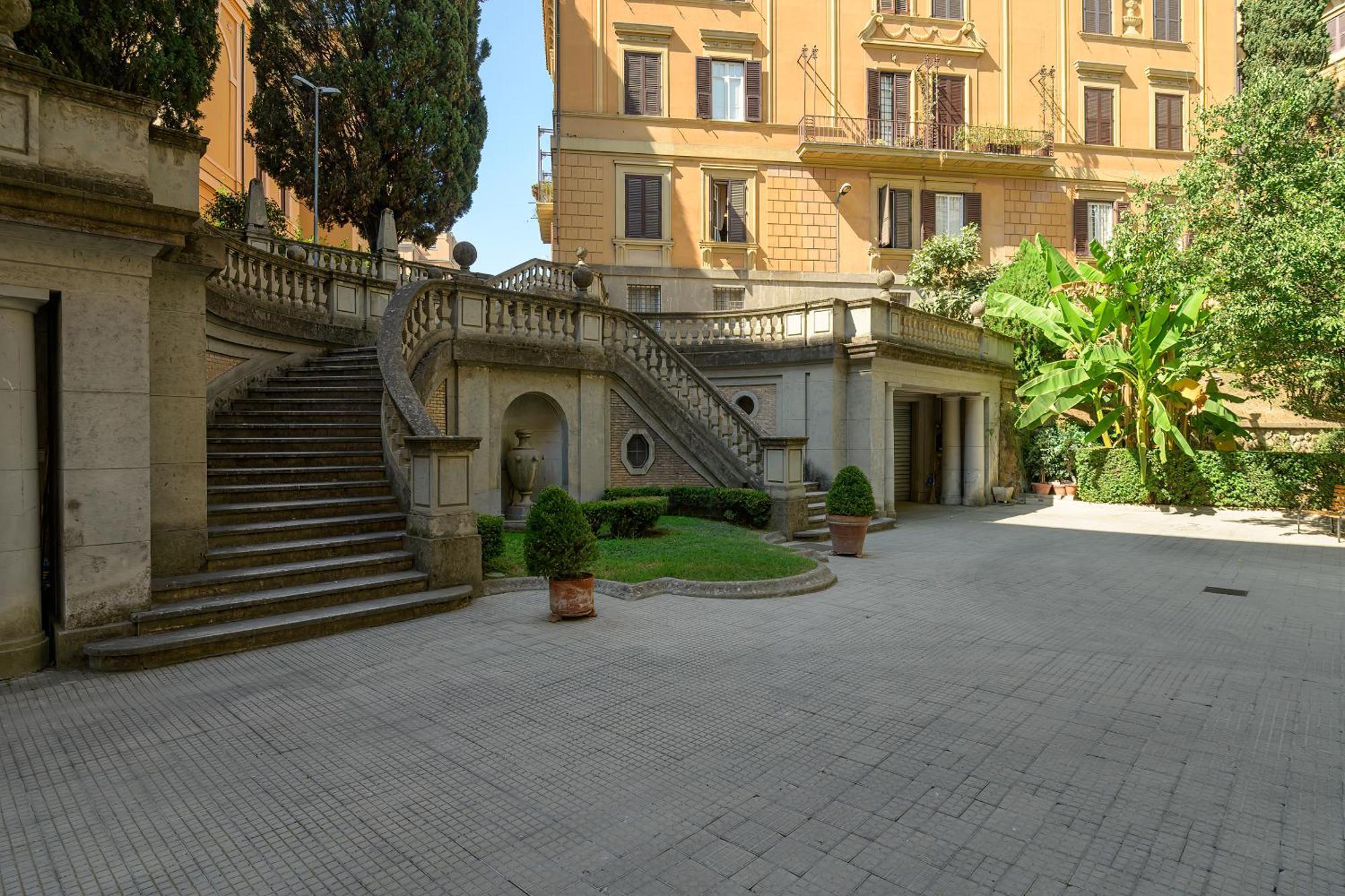 Salotto19 - Borghese Rome