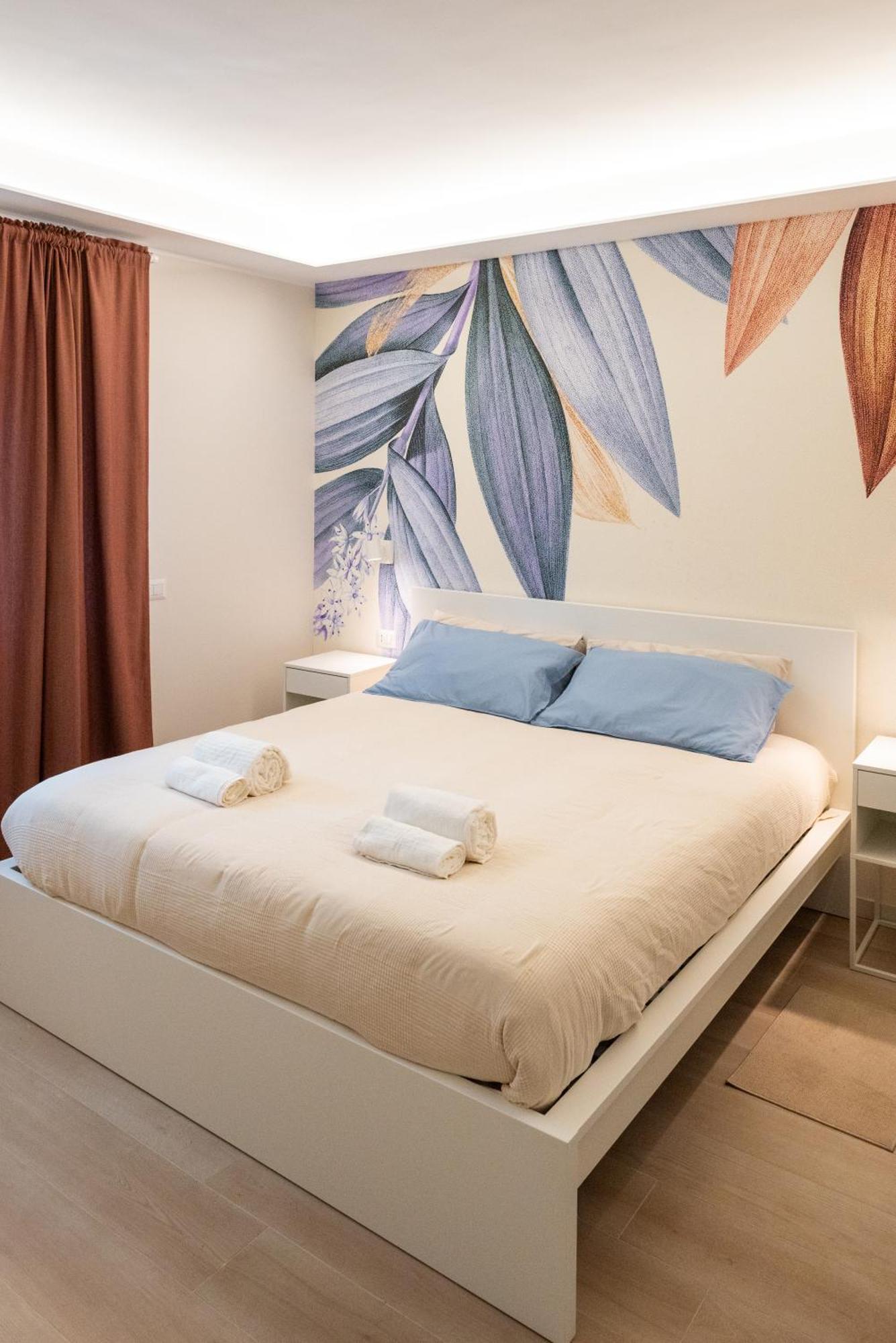 Guest house Eqm *