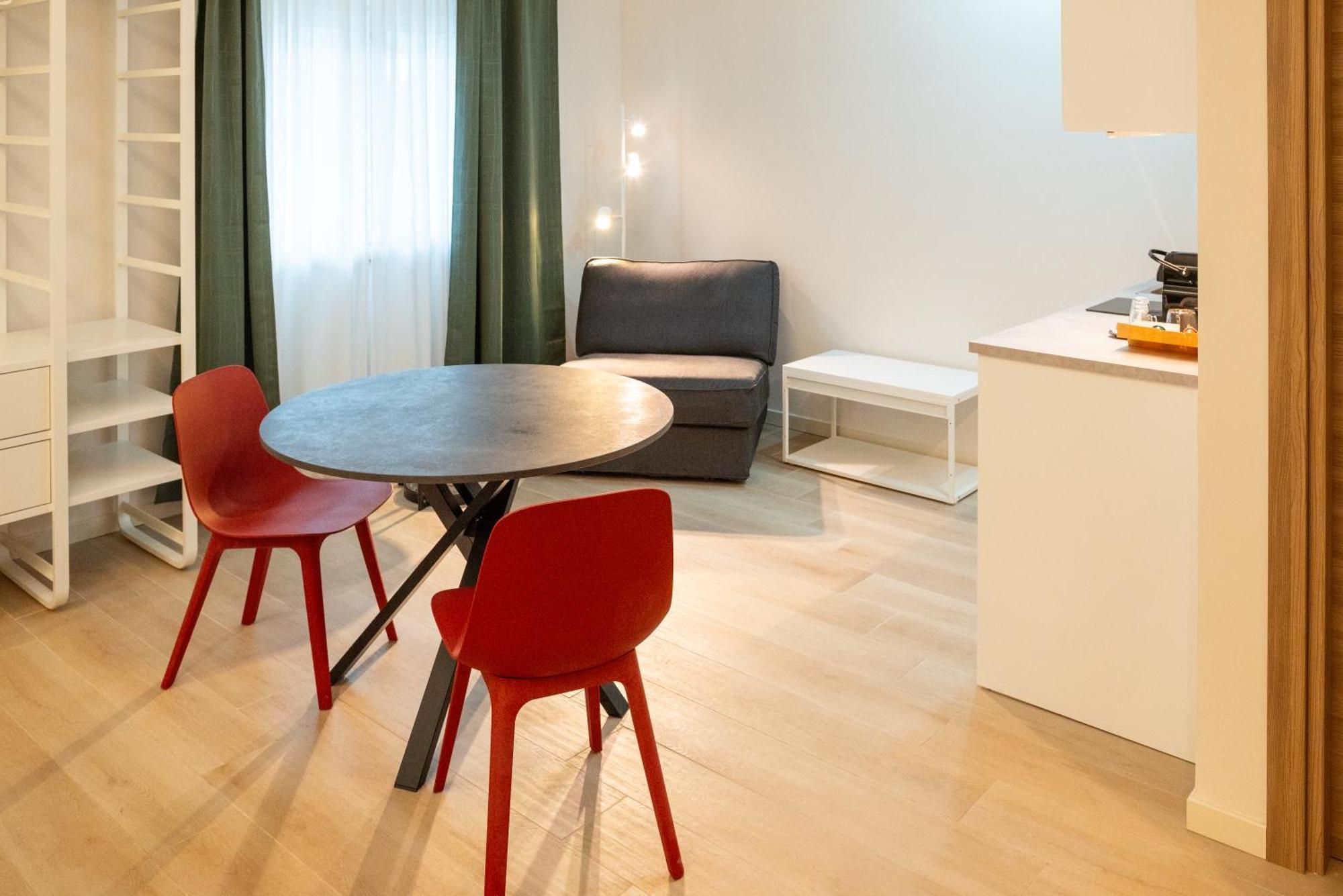 Guest house Eqm