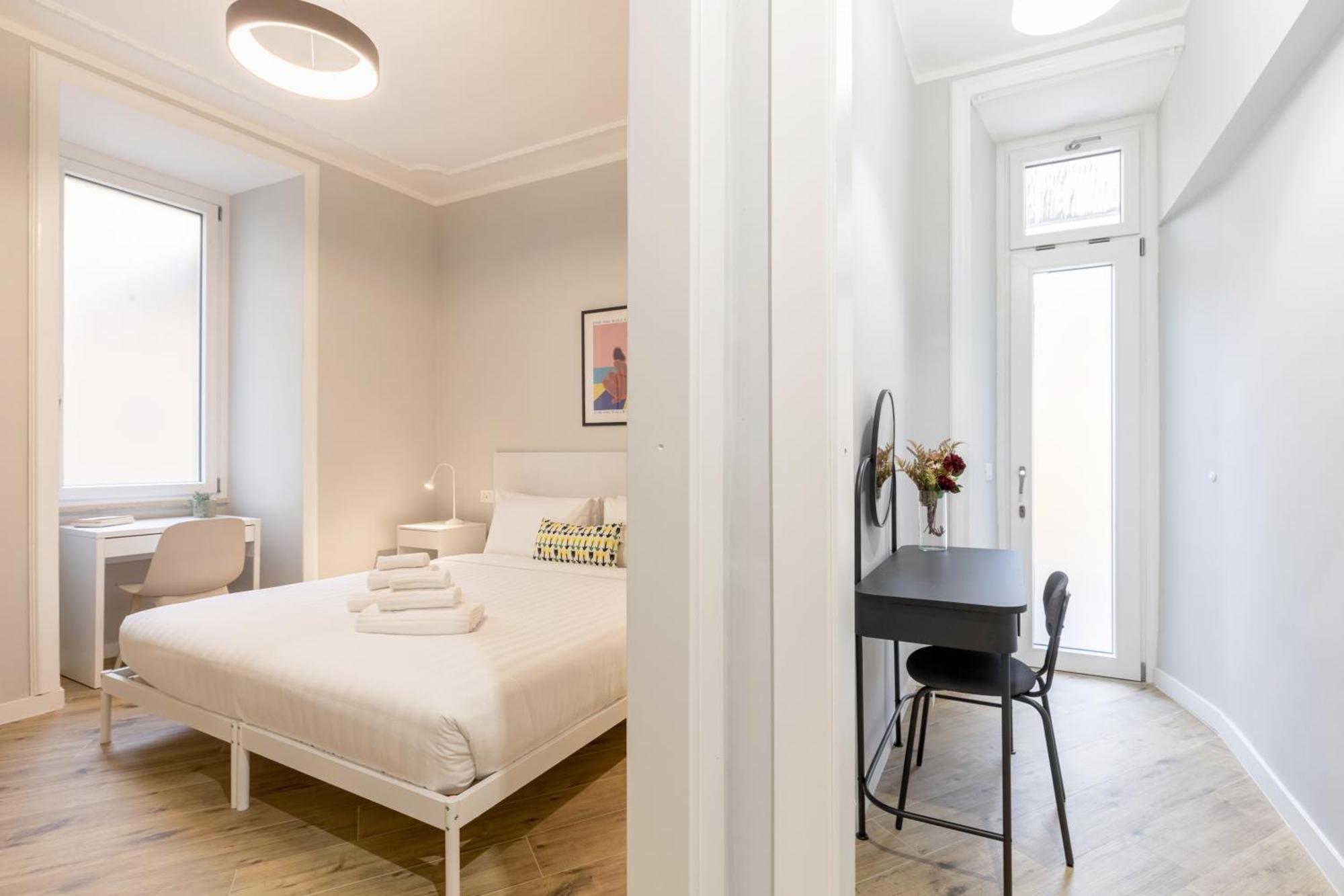 Apartment Hostly-suite Laterano-walk To Colosseum Rome