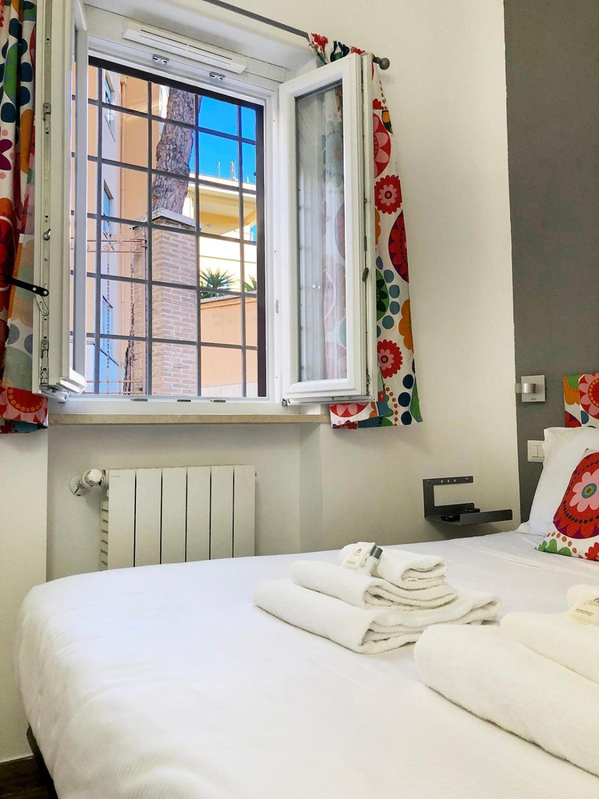 Wonderful Little Gem With A Large Private Terrace! Rome